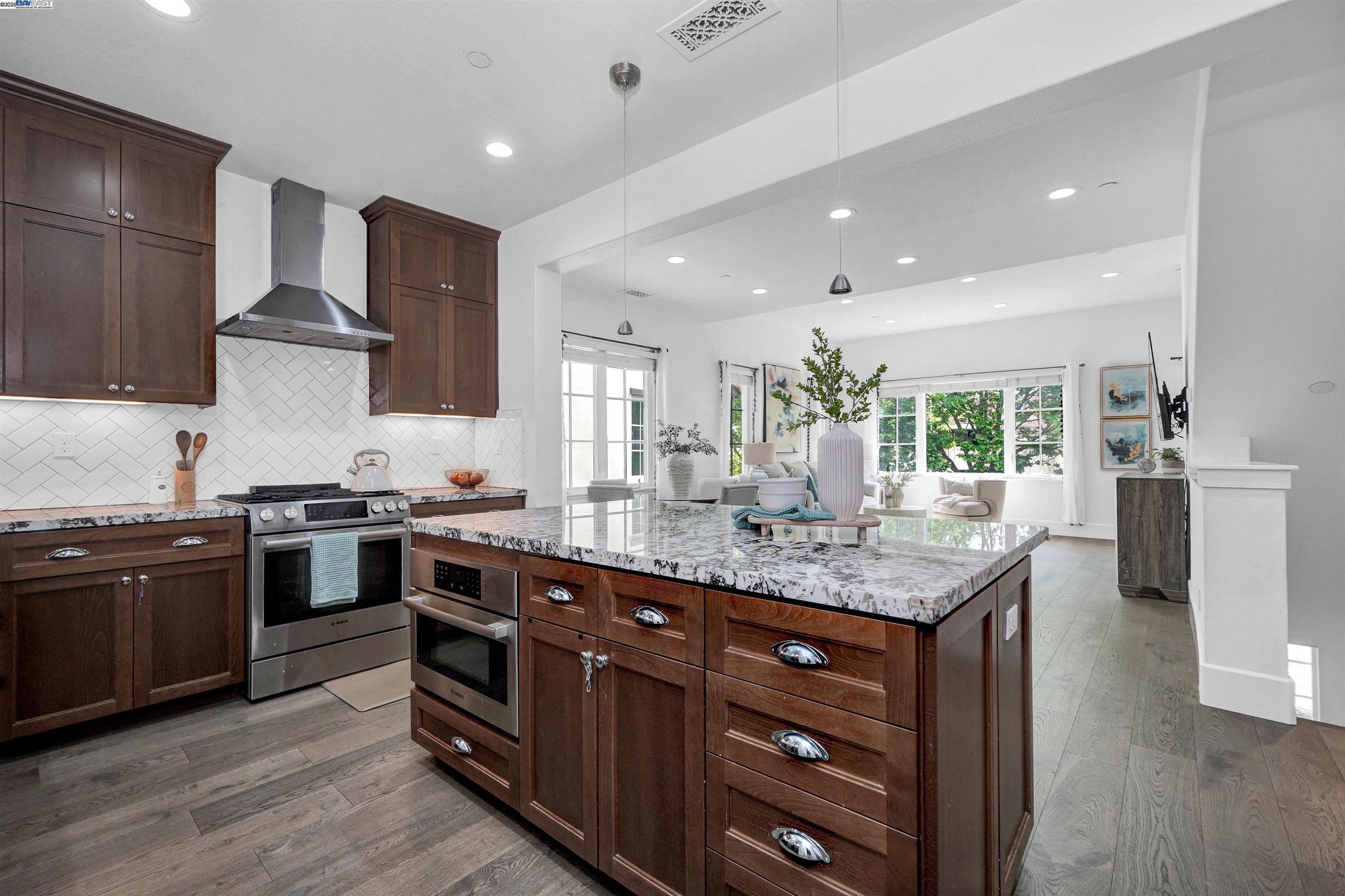 Detail Gallery Image 20 of 43 For 39567 Stevenson Pl, Fremont,  CA 94539 - 4 Beds | 3/1 Baths