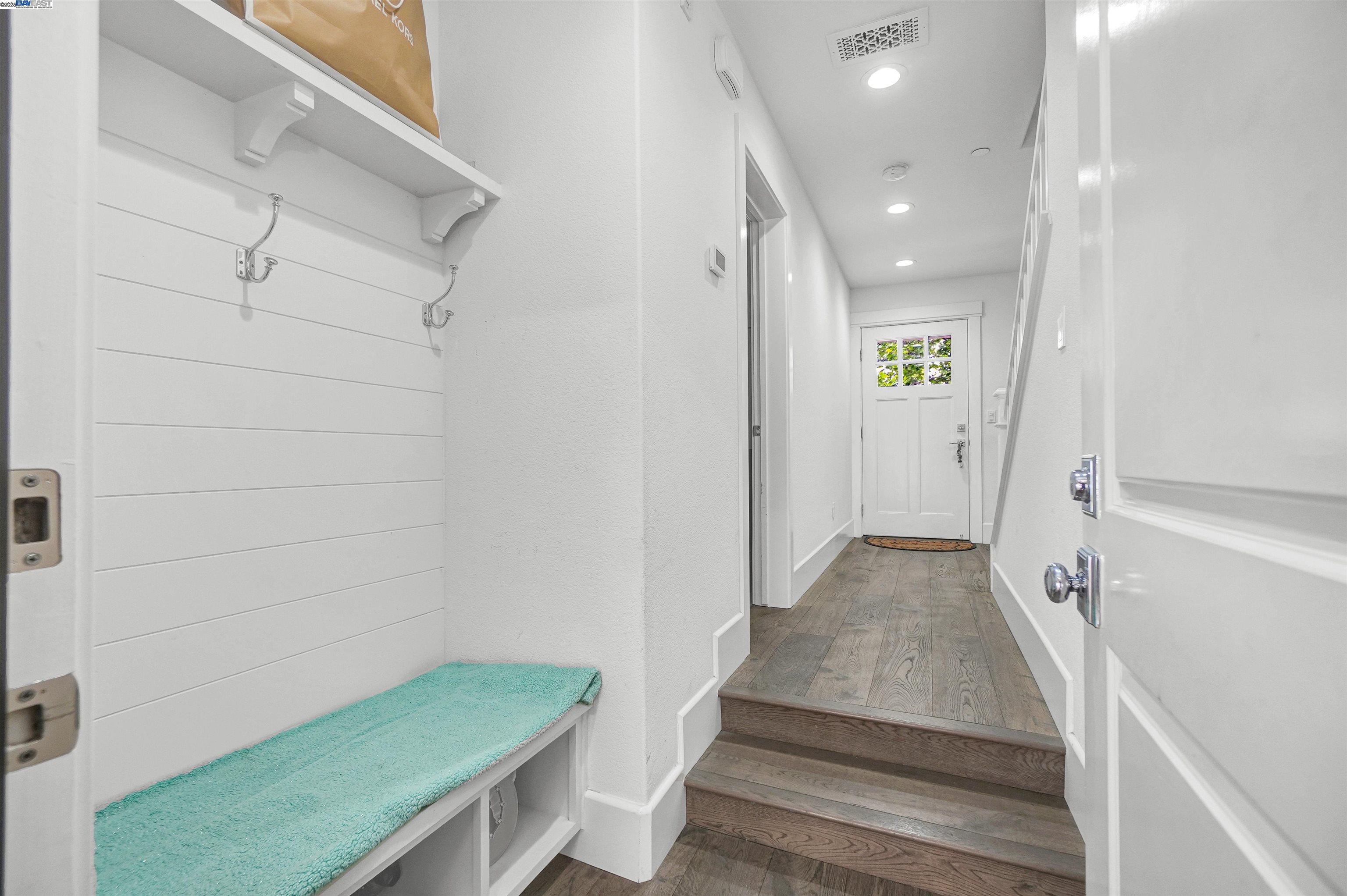 Detail Gallery Image 9 of 43 For 39567 Stevenson Pl, Fremont,  CA 94539 - 4 Beds | 3/1 Baths