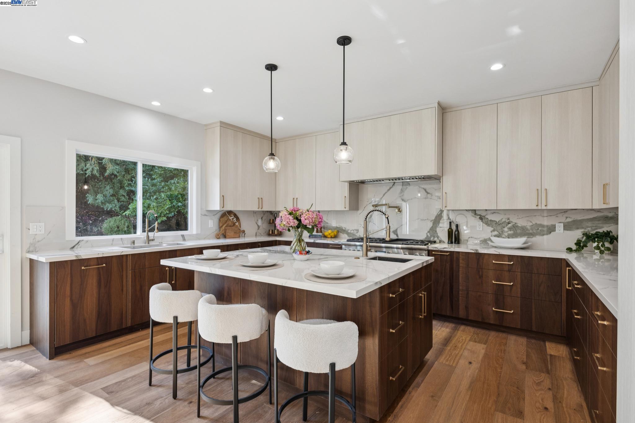 Detail Gallery Image 16 of 60 For 25 Mackenzie, Danville,  CA 94526 - 5 Beds | 4/1 Baths