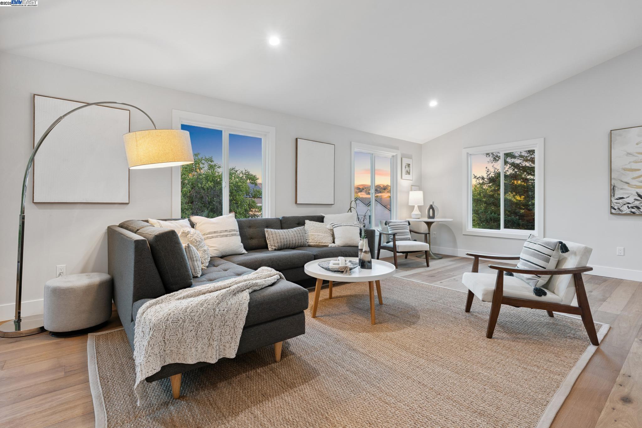 Detail Gallery Image 34 of 60 For 25 Mackenzie, Danville,  CA 94526 - 5 Beds | 4/1 Baths