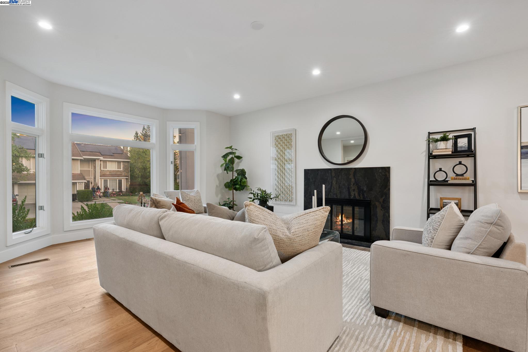 Detail Gallery Image 9 of 60 For 25 Mackenzie, Danville,  CA 94526 - 5 Beds | 4/1 Baths