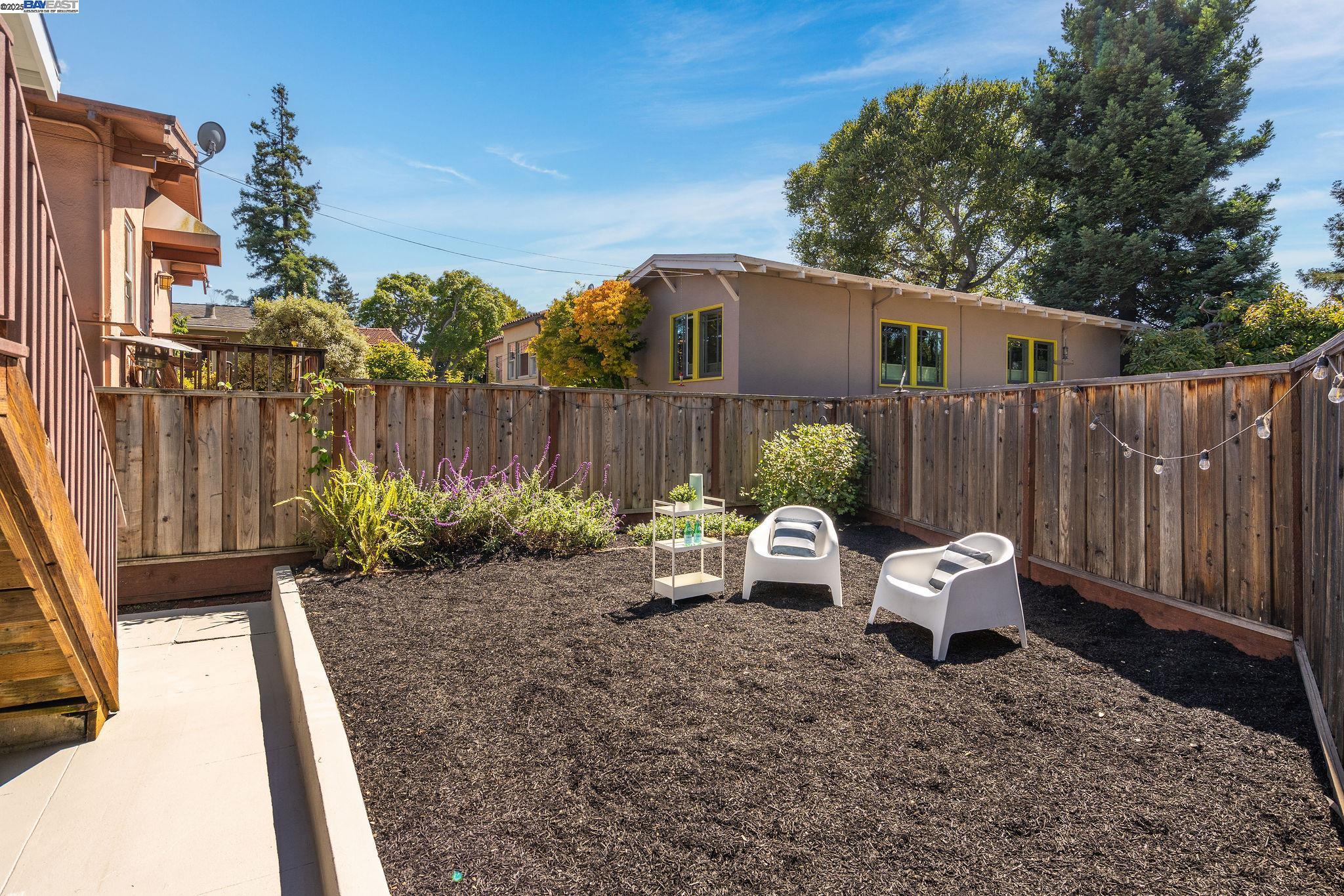 Detail Gallery Image 24 of 60 For 5731 Hermann St, Oakland,  CA 94609 - – Beds | – Baths