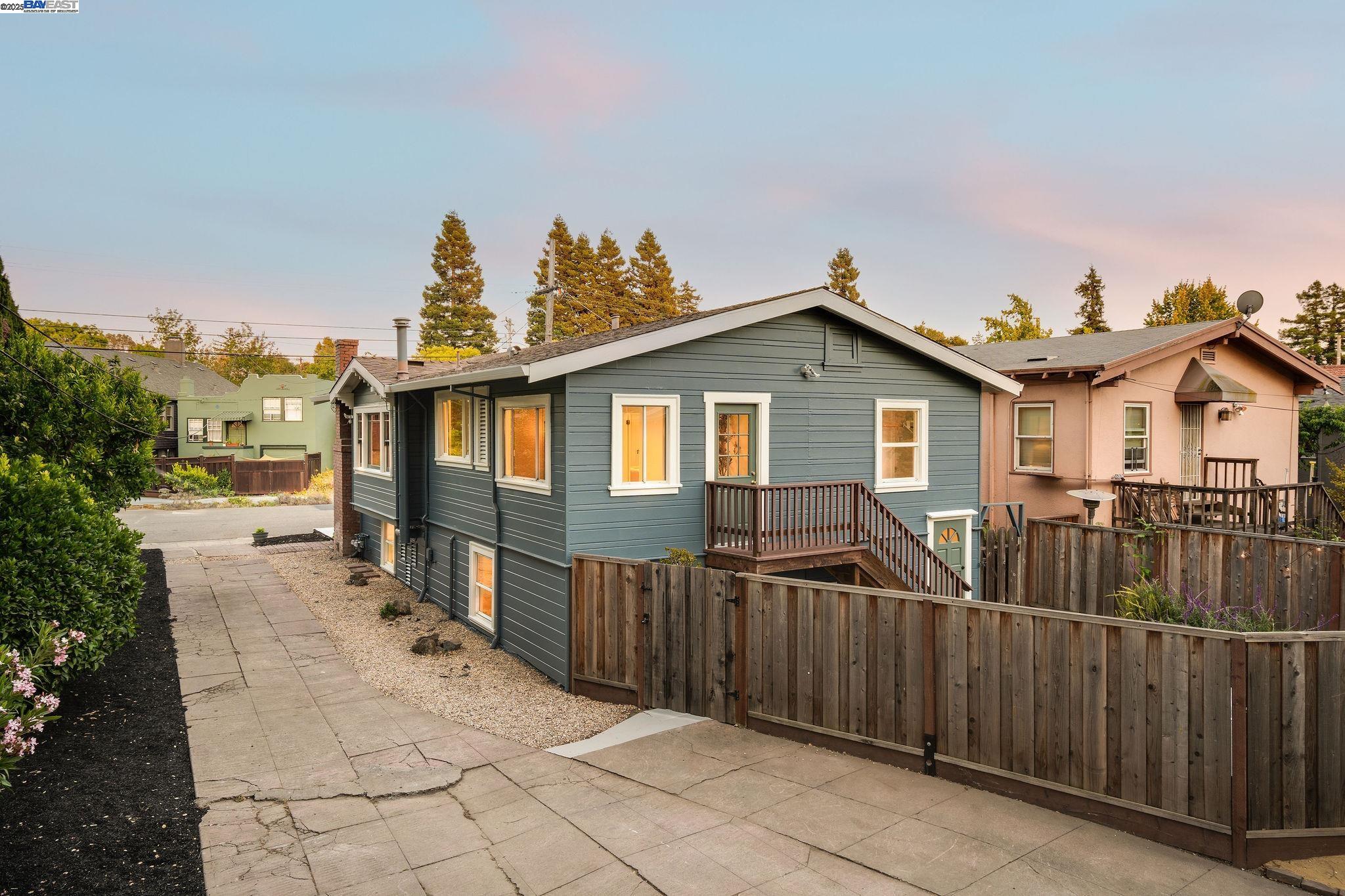 Detail Gallery Image 39 of 60 For 5731 Hermann St, Oakland,  CA 94609 - – Beds | – Baths