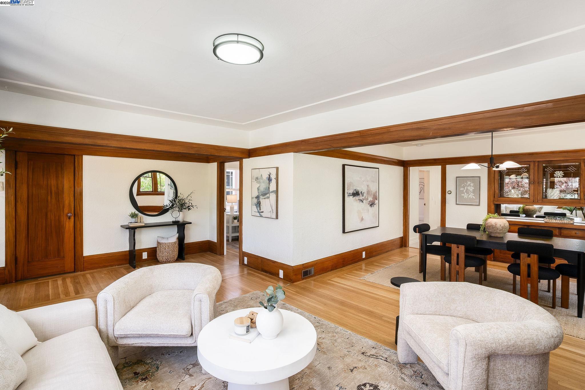 Detail Gallery Image 10 of 60 For 5731 Hermann St, Oakland,  CA 94609 - – Beds | – Baths