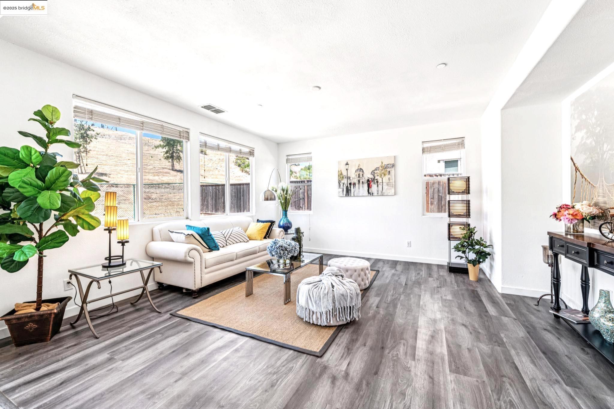 Detail Gallery Image 20 of 60 For 4576 Benton St, Antioch,  CA 94531 - 4 Beds | 3/1 Baths