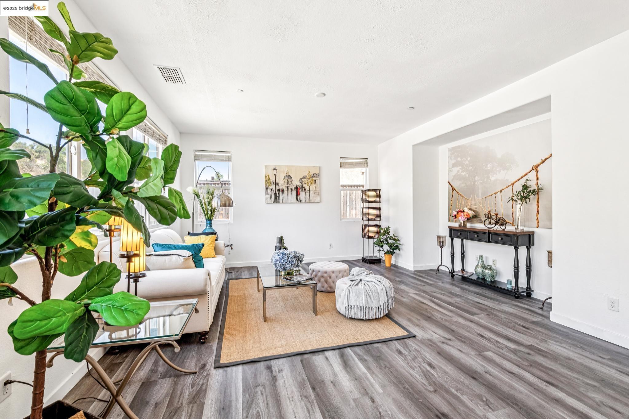 Detail Gallery Image 21 of 60 For 4576 Benton St, Antioch,  CA 94531 - 4 Beds | 3/1 Baths
