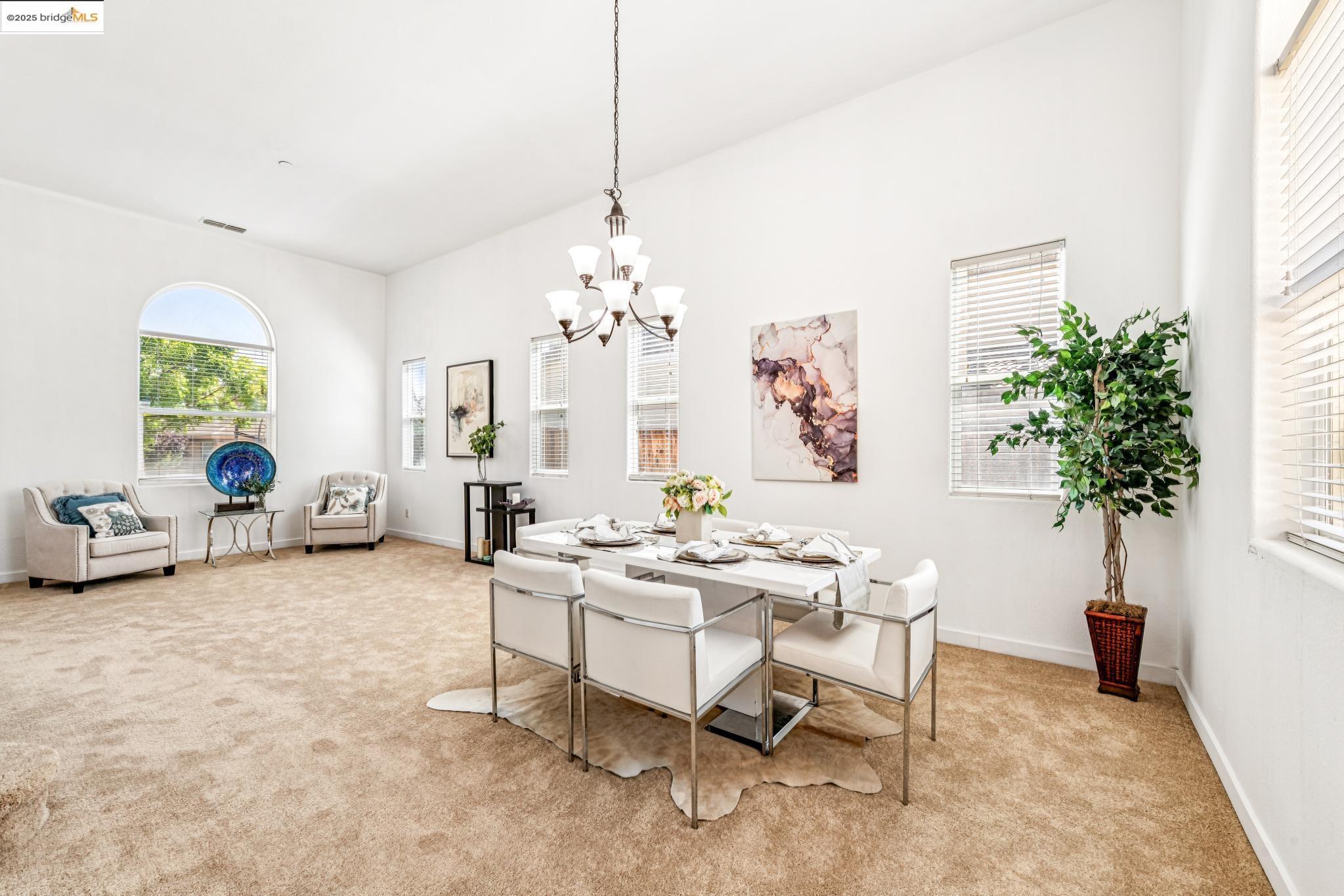 Detail Gallery Image 4 of 60 For 4576 Benton St, Antioch,  CA 94531 - 4 Beds | 3/1 Baths