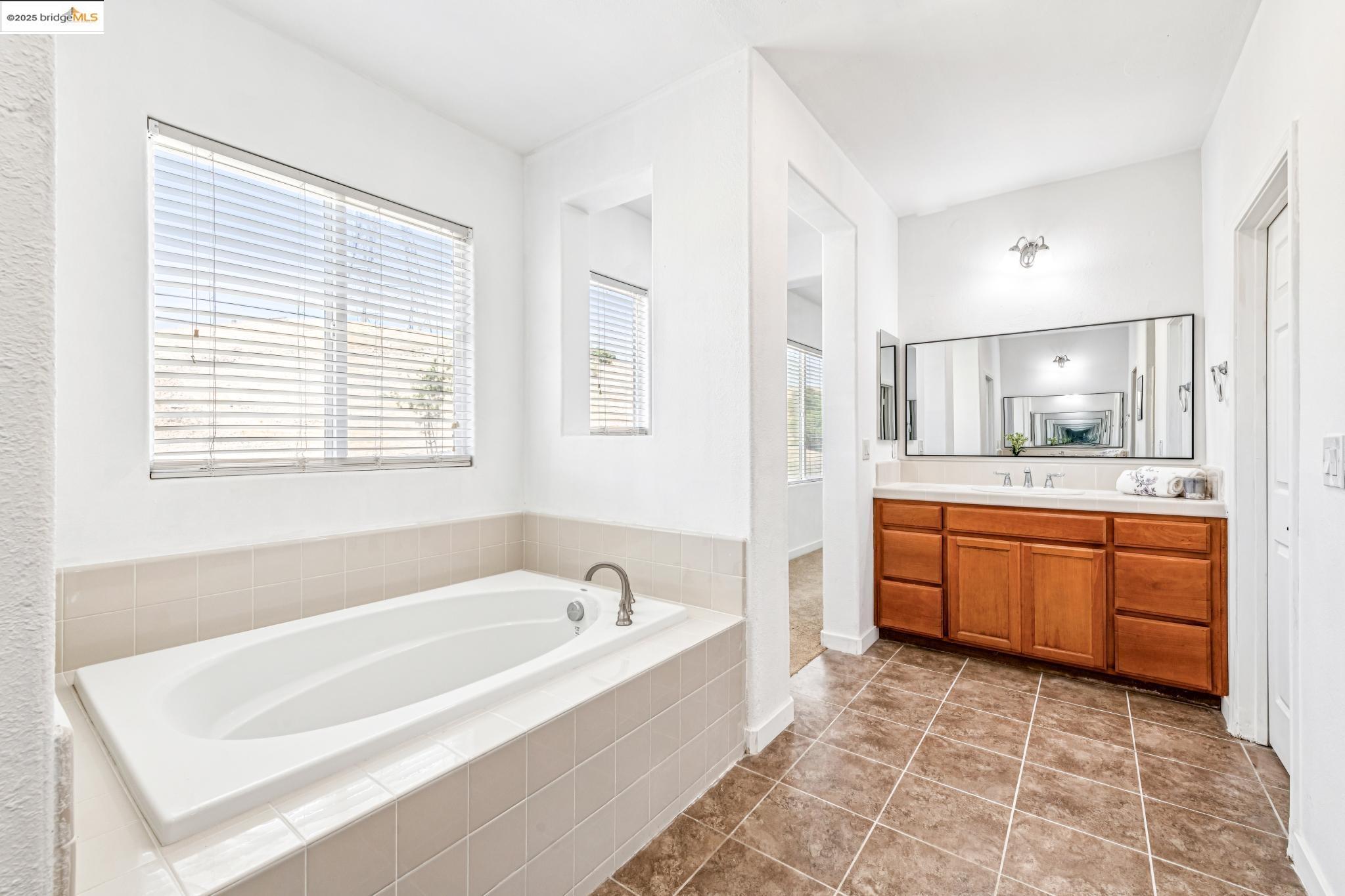 Detail Gallery Image 45 of 60 For 4576 Benton St, Antioch,  CA 94531 - 4 Beds | 3/1 Baths