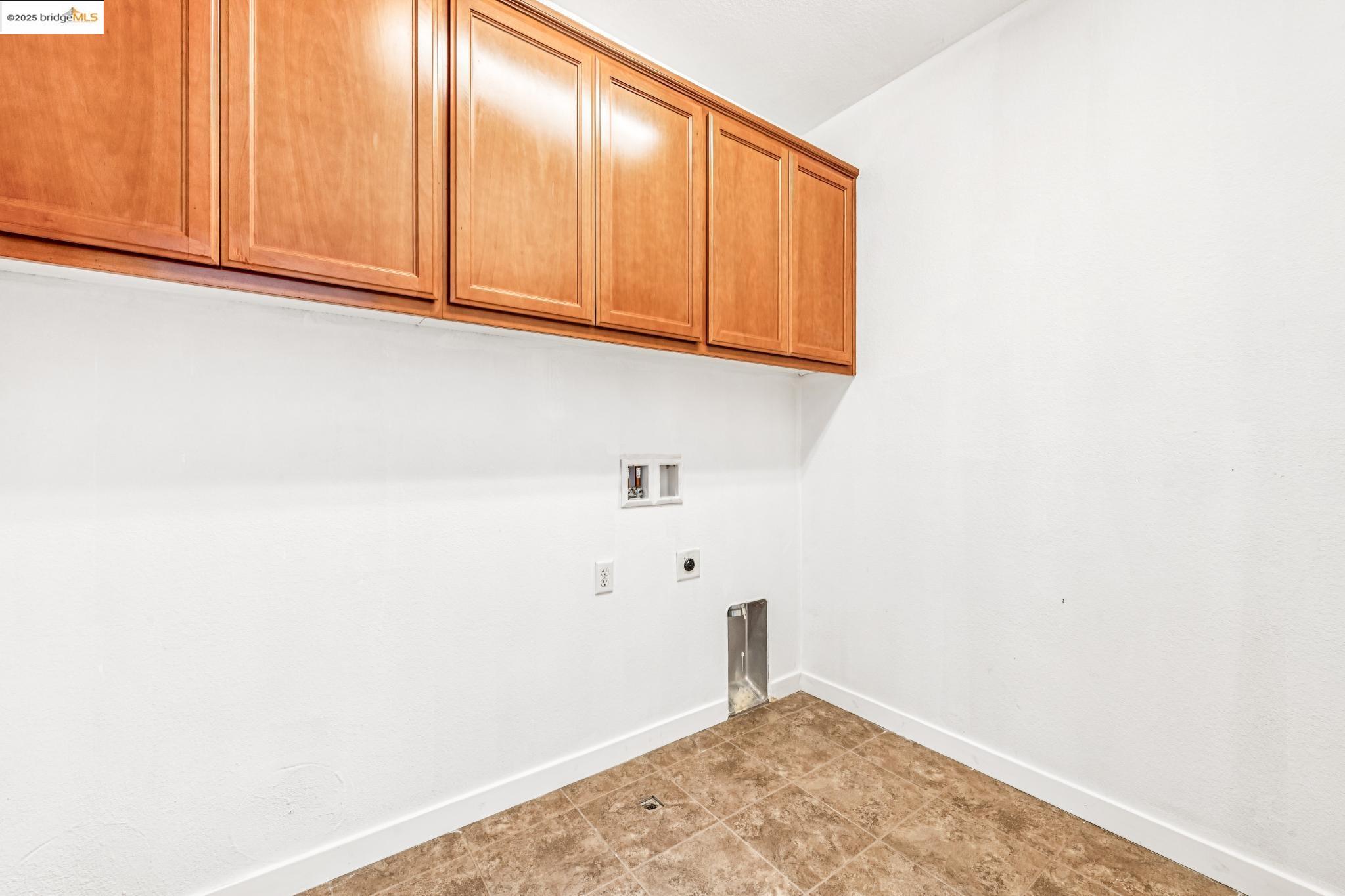Detail Gallery Image 54 of 60 For 4576 Benton St, Antioch,  CA 94531 - 4 Beds | 3/1 Baths