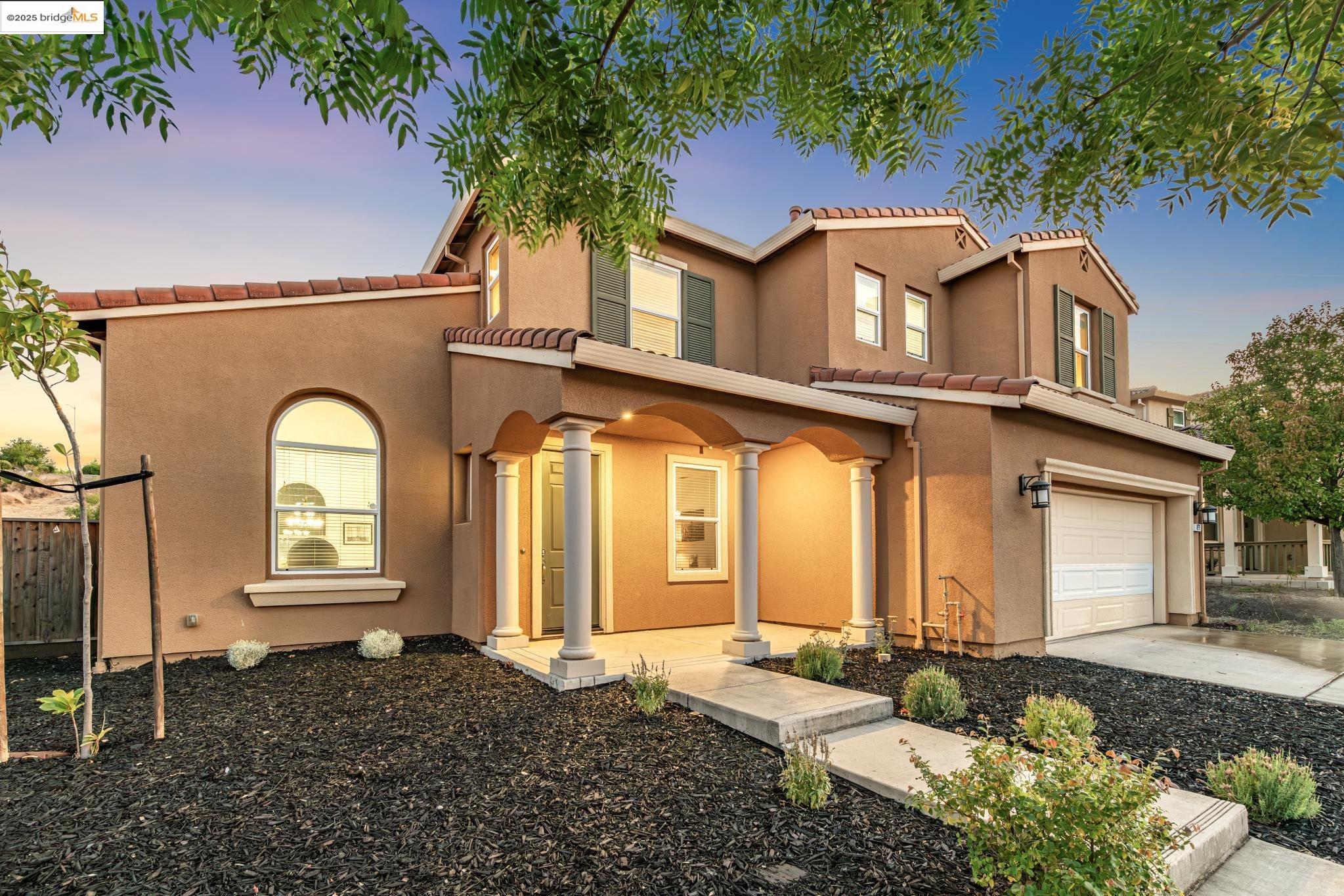 Detail Gallery Image 8 of 60 For 4576 Benton St, Antioch,  CA 94531 - 4 Beds | 3/1 Baths