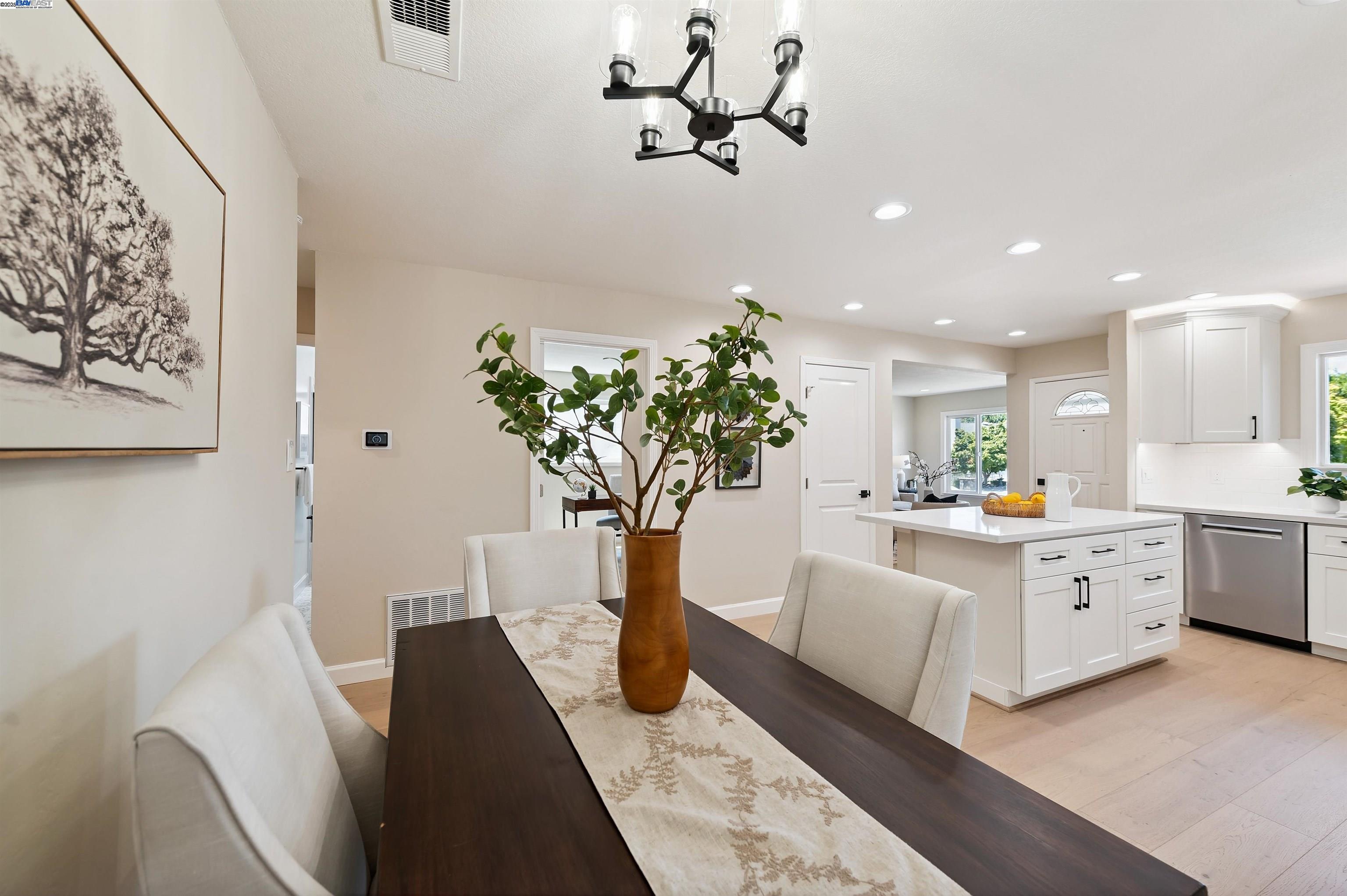 Detail Gallery Image 15 of 33 For 4531 Harper Ct, Pleasanton,  CA 94588 - 4 Beds | 2 Baths