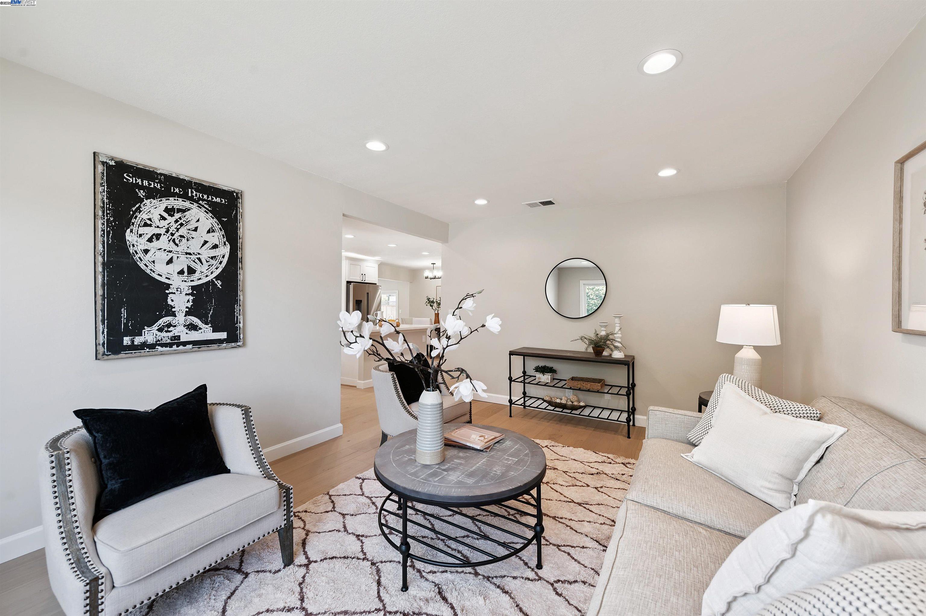 Detail Gallery Image 6 of 33 For 4531 Harper Ct, Pleasanton,  CA 94588 - 4 Beds | 2 Baths