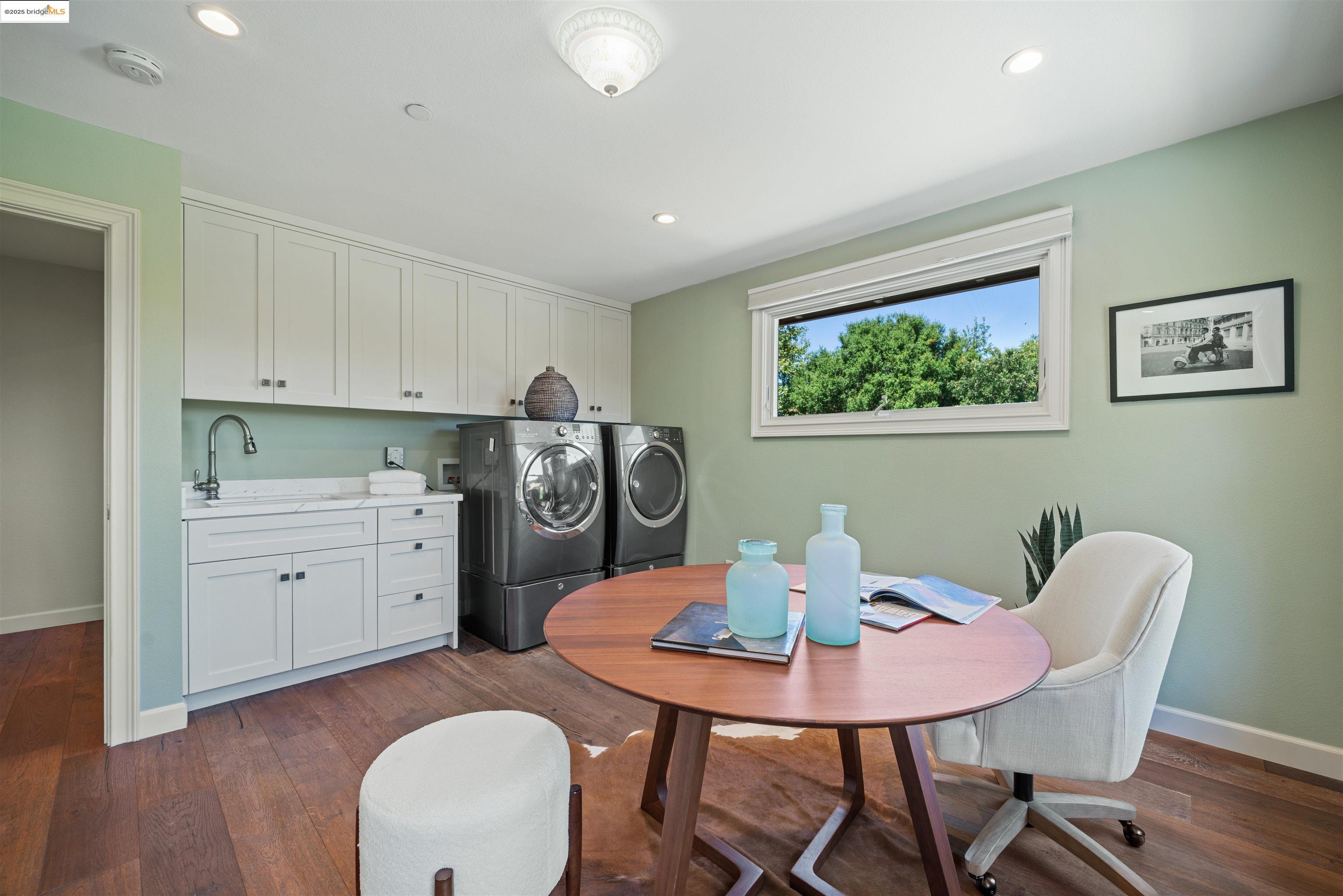 Detail Gallery Image 24 of 45 For 300 Rancho De Maria, Martinez,  CA 94553 - 3 Beds | 2/1 Baths