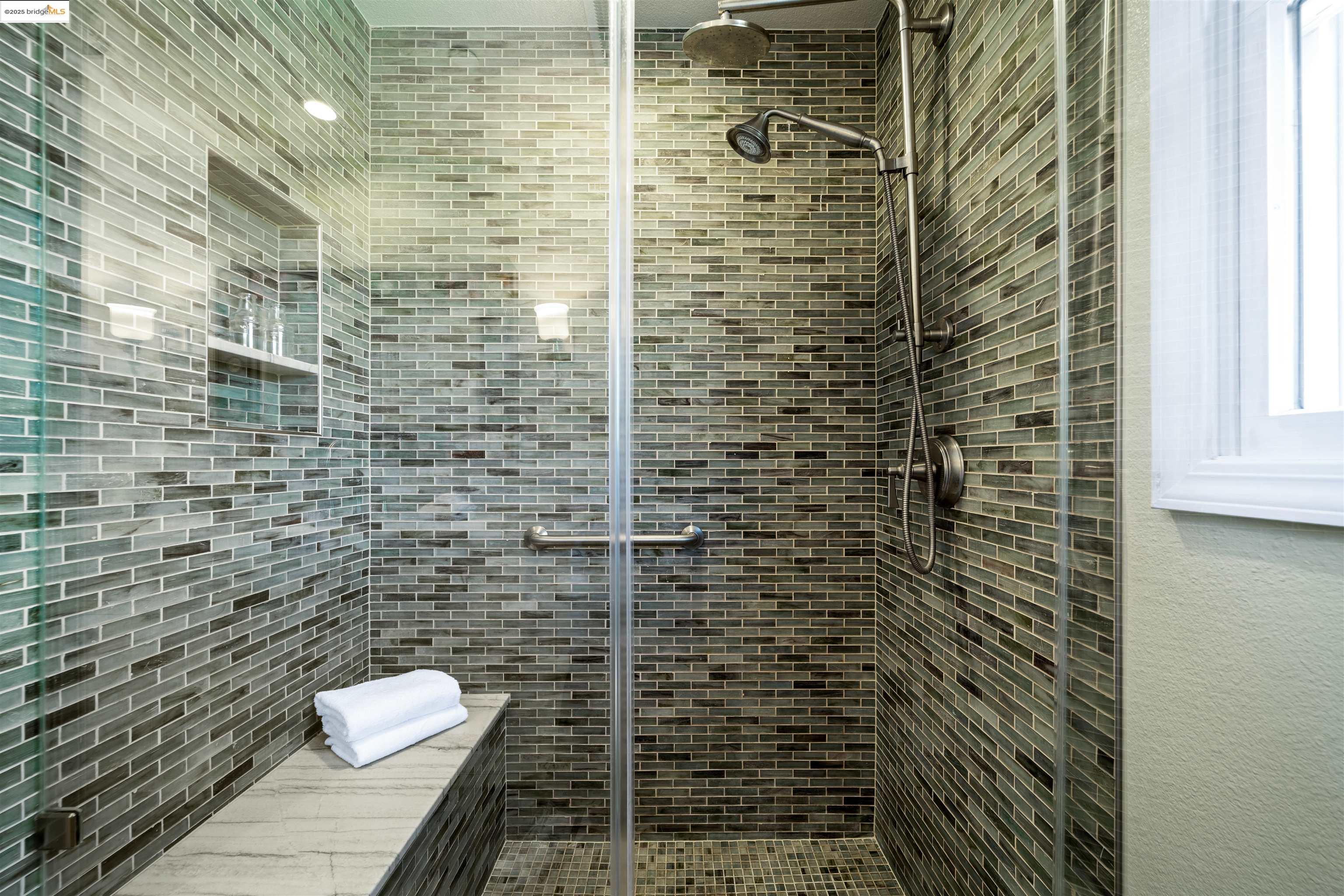 Detail Gallery Image 27 of 45 For 300 Rancho De Maria, Martinez,  CA 94553 - 3 Beds | 2/1 Baths