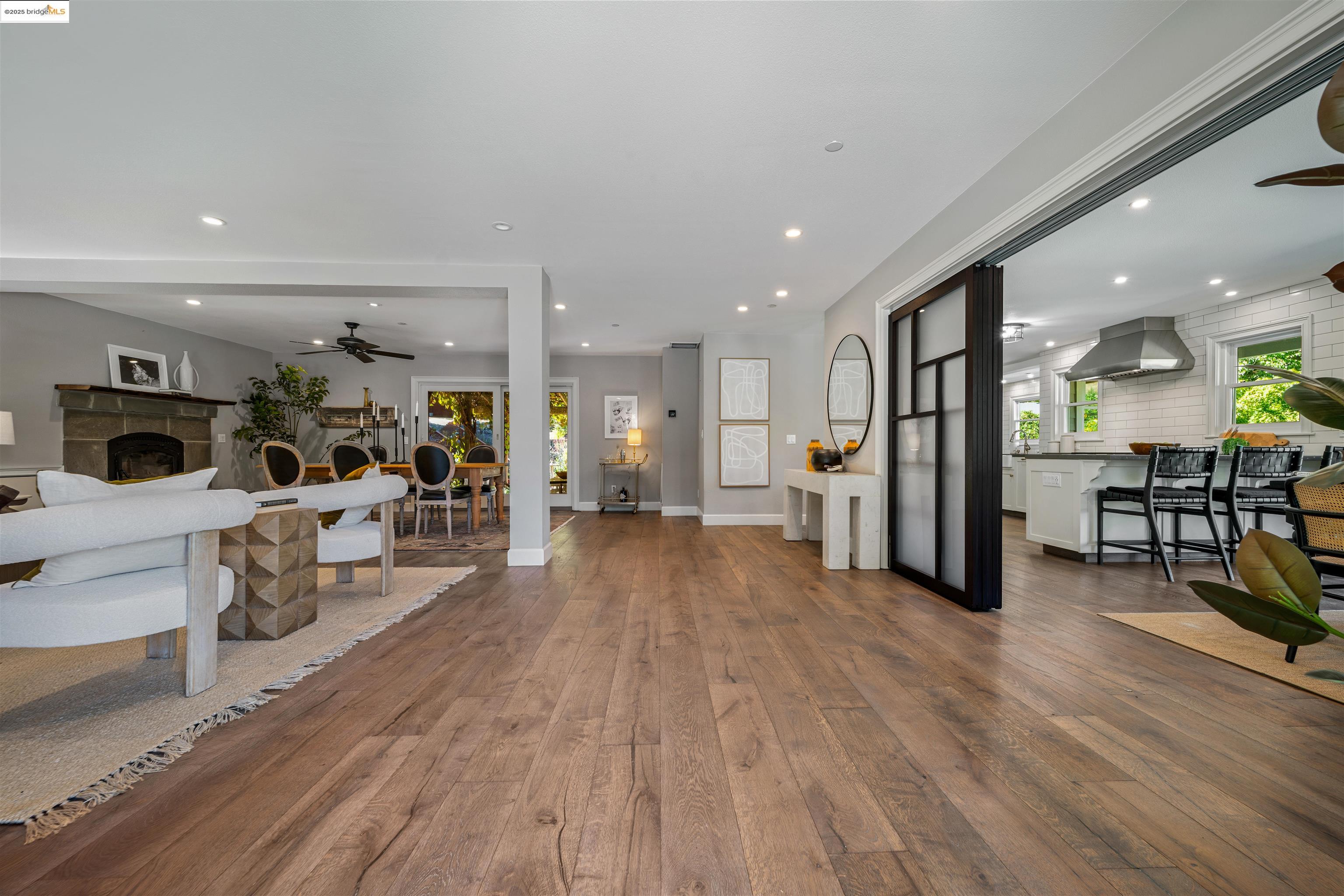 Detail Gallery Image 6 of 45 For 300 Rancho De Maria, Martinez,  CA 94553 - 3 Beds | 2/1 Baths