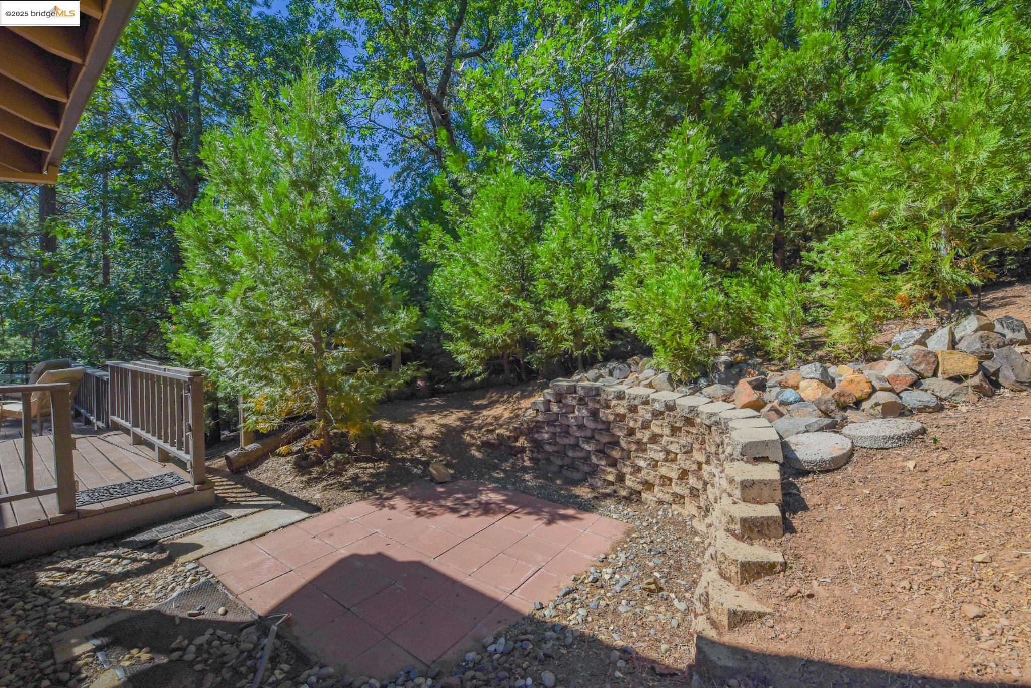 Detail Gallery Image 11 of 56 For 23890 Pack Trail Road, Sonora,  CA 95370 - 2 Beds | 2 Baths