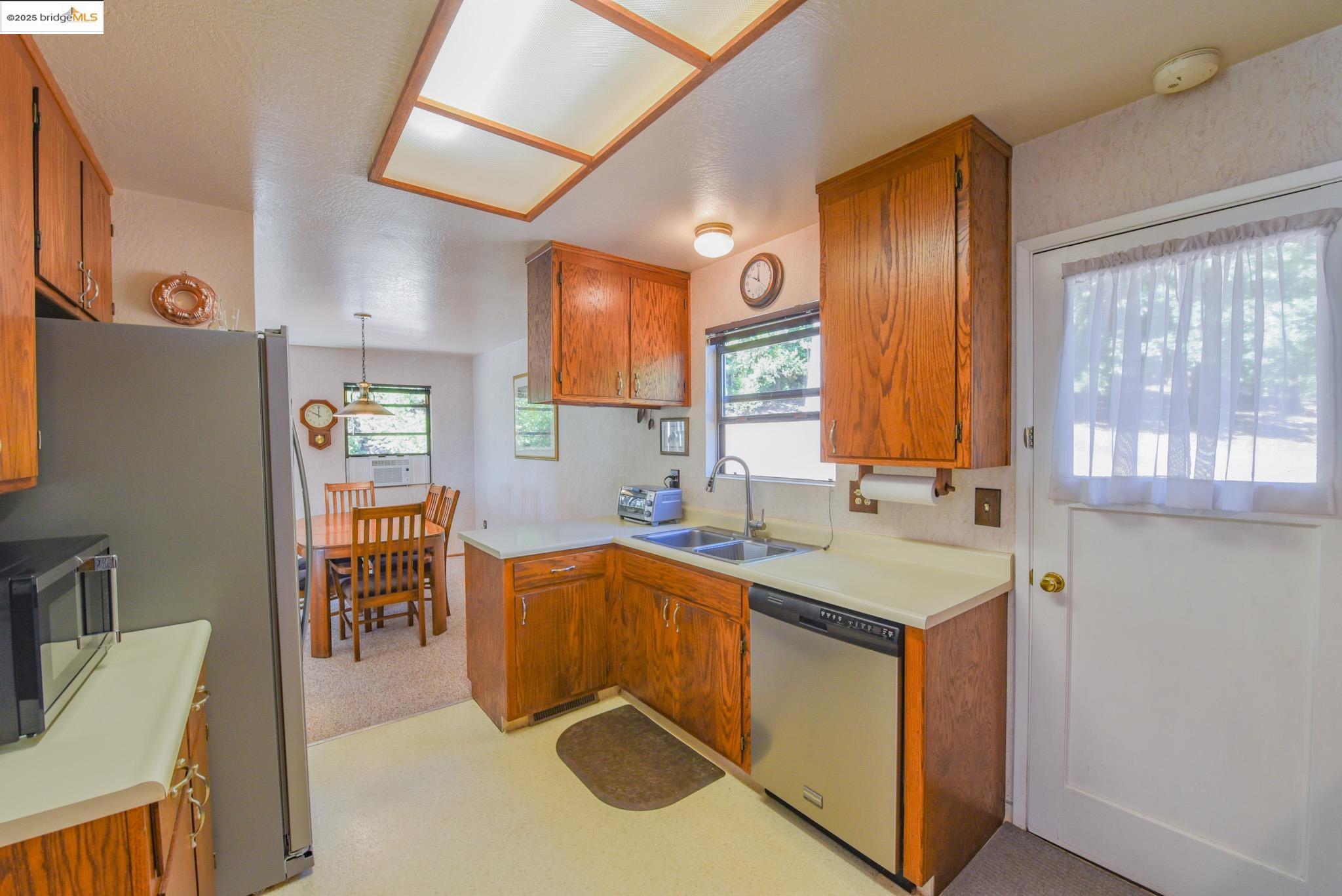 Detail Gallery Image 22 of 56 For 23890 Pack Trail Road, Sonora,  CA 95370 - 2 Beds | 2 Baths