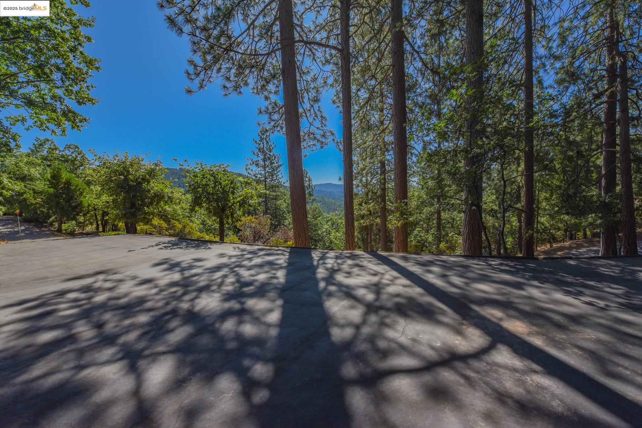 Detail Gallery Image 51 of 56 For 23890 Pack Trail Road, Sonora,  CA 95370 - 2 Beds | 2 Baths