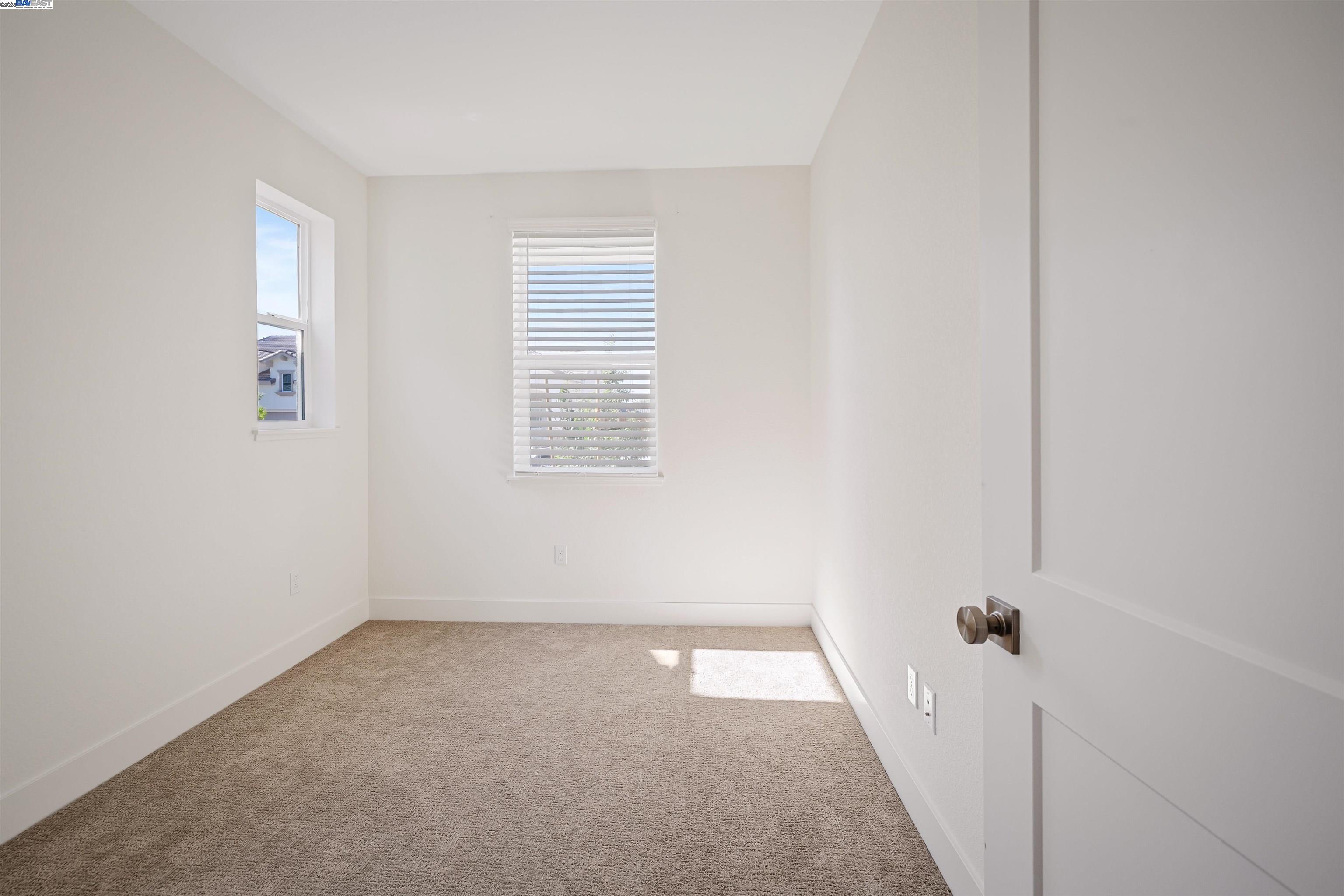 Detail Gallery Image 27 of 34 For 1588 Nightfall Ln, Fairfield,  CA 94533 - 4 Beds | 3 Baths