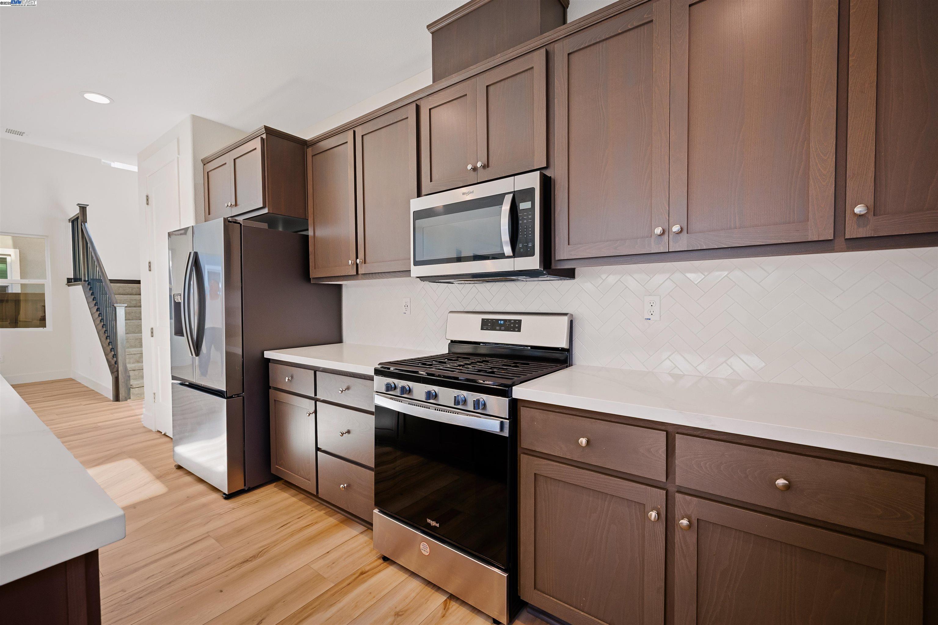 Detail Gallery Image 9 of 34 For 1588 Nightfall Ln, Fairfield,  CA 94533 - 4 Beds | 3 Baths