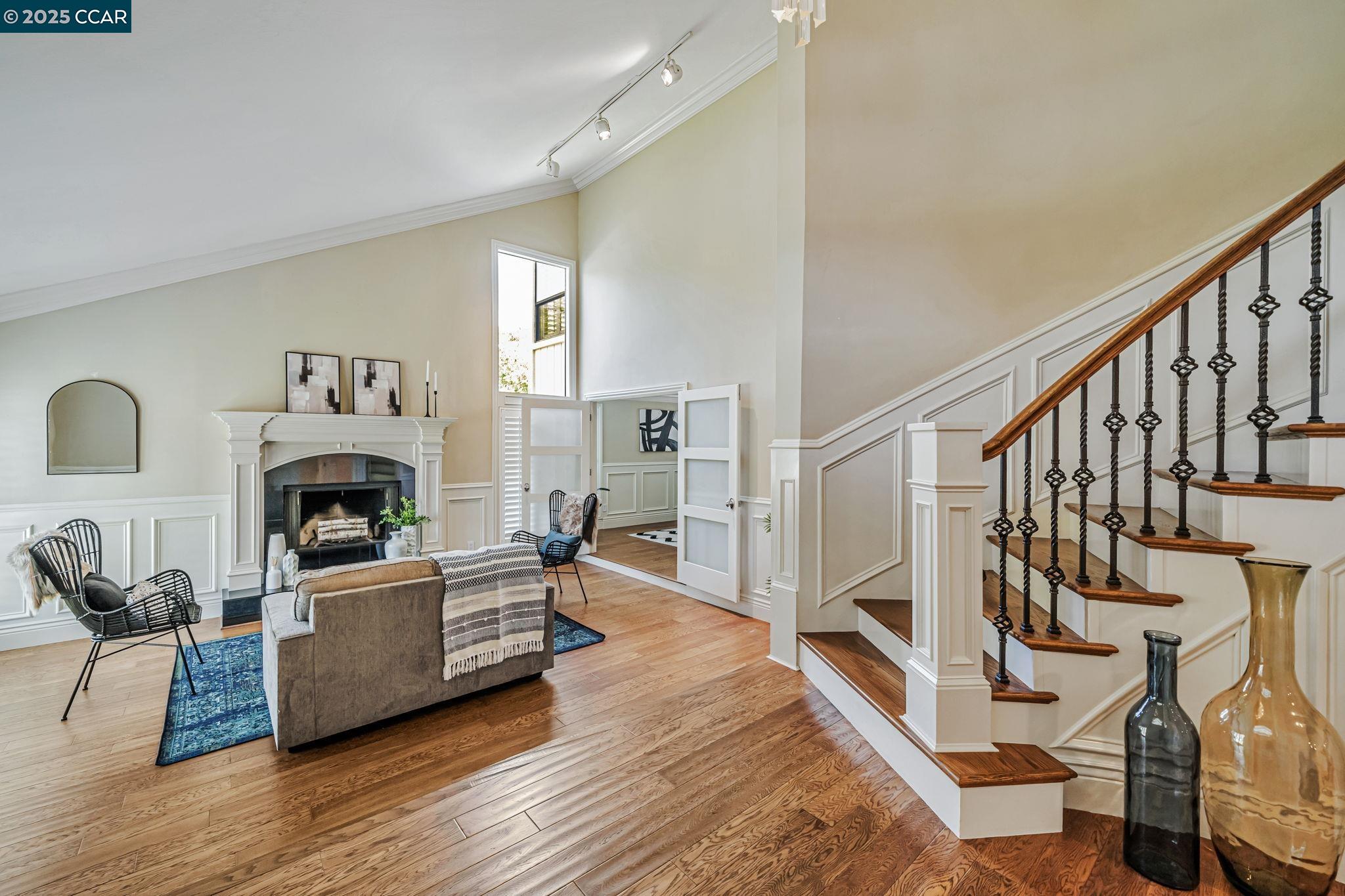 Detail Gallery Image 4 of 46 For 732 Graham Ct, Danville,  CA 94526 - 4 Beds | 3 Baths