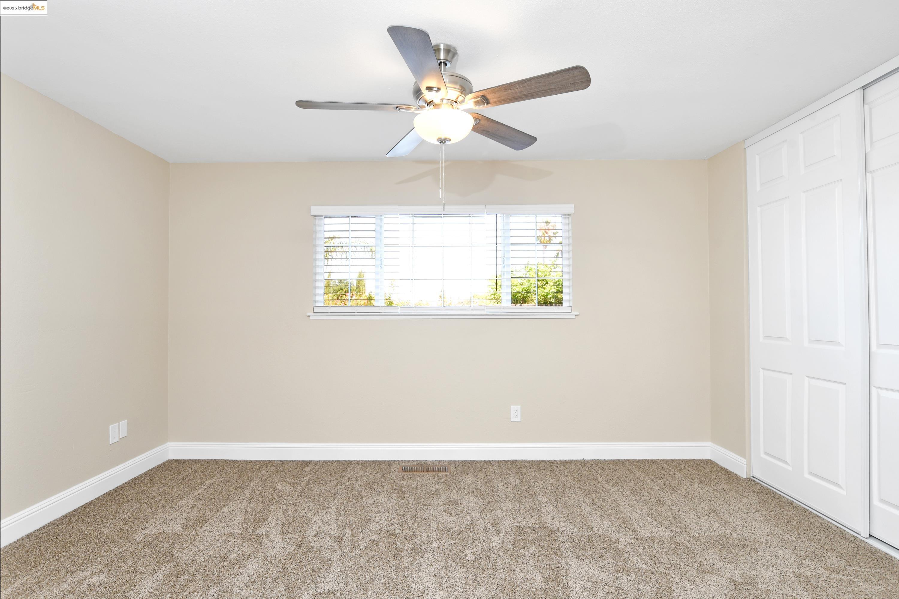 Detail Gallery Image 22 of 43 For 2086 Oakridge Ln, Pittsburg,  CA 94565 - 4 Beds | 2 Baths