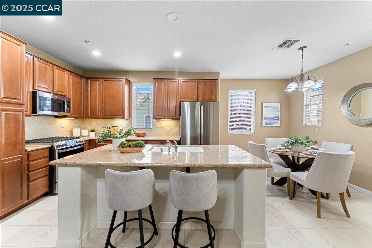 Detail Gallery Image 1 of 1 For 2201 Tsushima St, Hercules,  CA 94547 - 3 Beds | 3/1 Baths