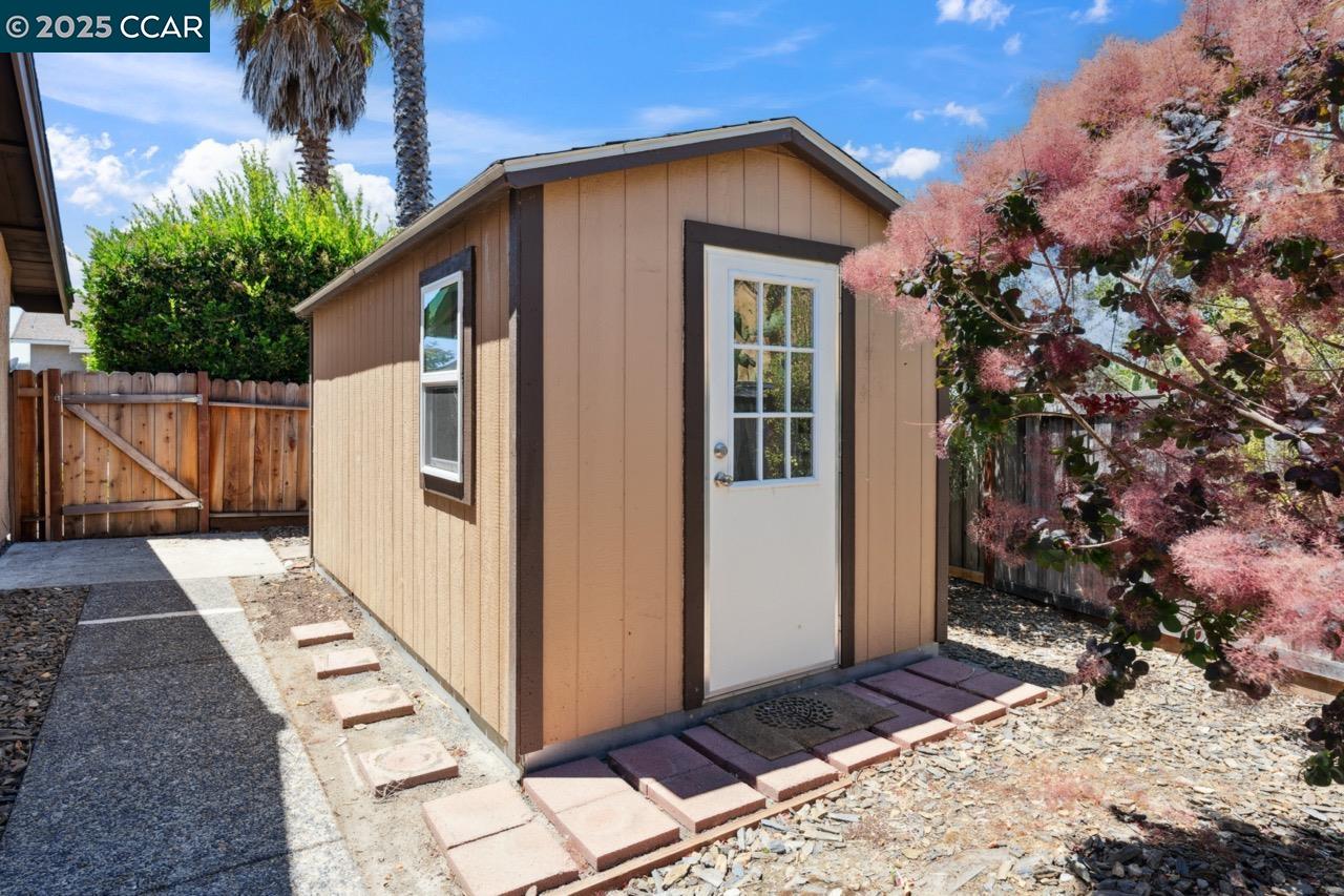 Detail Gallery Image 46 of 52 For 3663 May Rd, Richmond,  CA 94803 - 5 Beds | 3 Baths