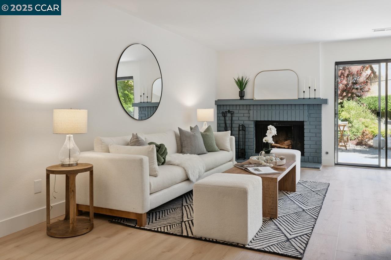 Detail Gallery Image 6 of 52 For 3663 May Rd, Richmond,  CA 94803 - 5 Beds | 3 Baths
