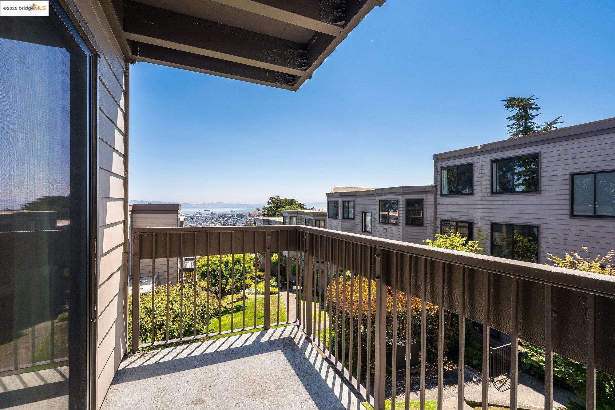 Detail Gallery Image 25 of 27 For 5177 Diamond Heights Blvd Apt 114,  San Francisco,  CA 94131 - 2 Beds | 2 Baths