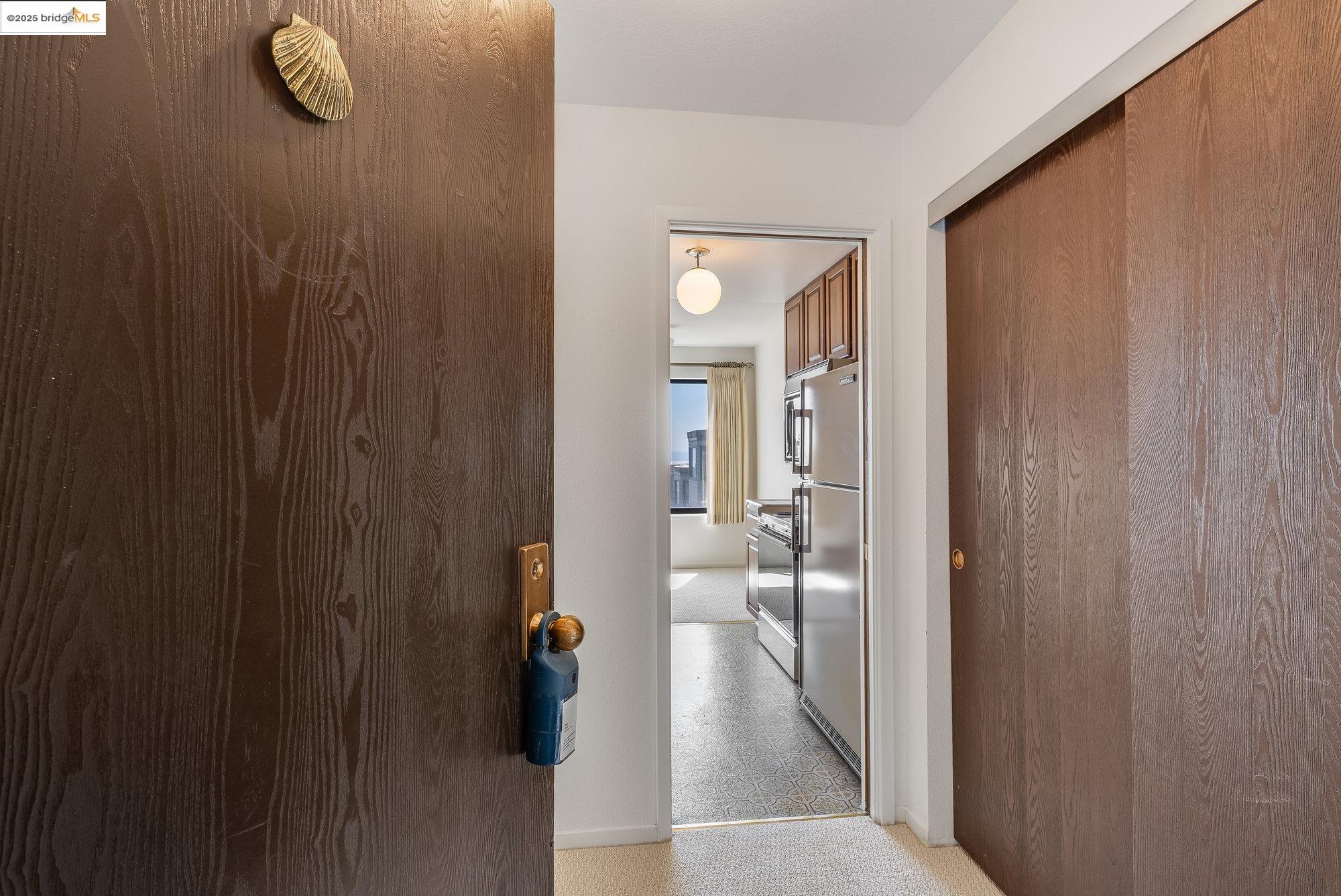 Detail Gallery Image 5 of 27 For 5177 Diamond Heights Blvd Apt 114,  San Francisco,  CA 94131 - 2 Beds | 2 Baths