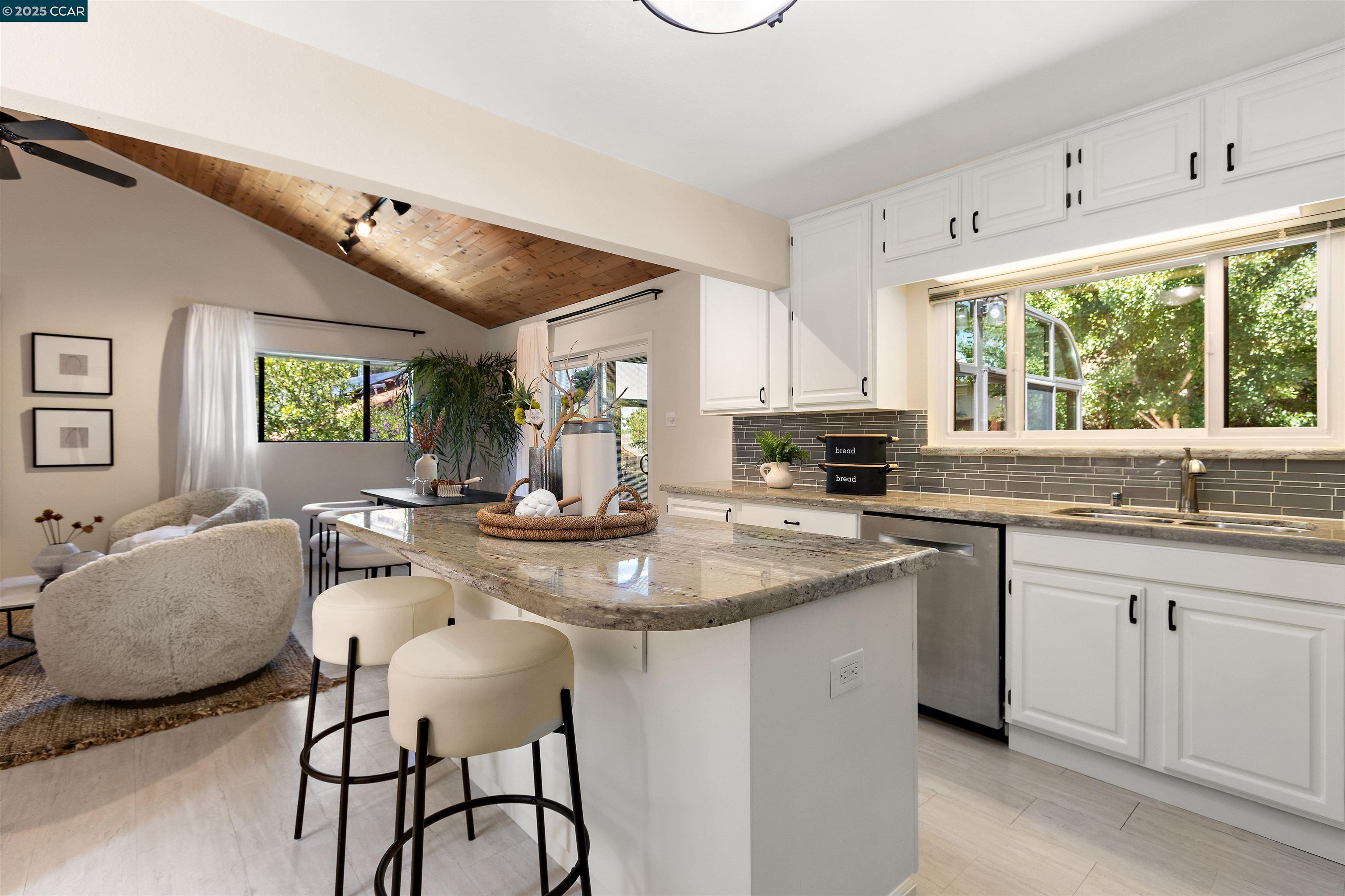 Detail Gallery Image 13 of 37 For 107 Mill Creek Rd, Fremont,  CA 94539 - 3 Beds | 2 Baths