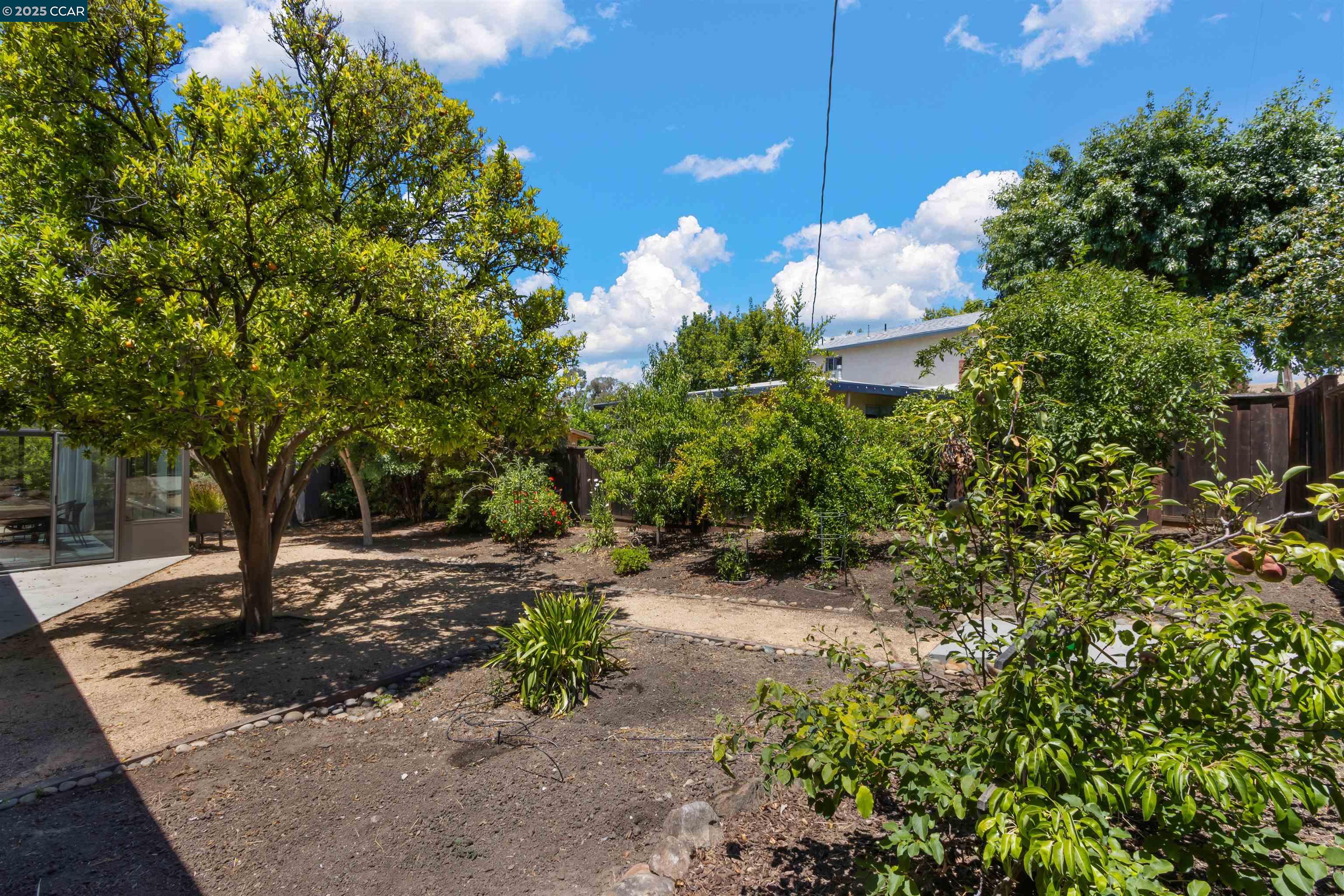 Detail Gallery Image 33 of 37 For 107 Mill Creek Rd, Fremont,  CA 94539 - 3 Beds | 2 Baths