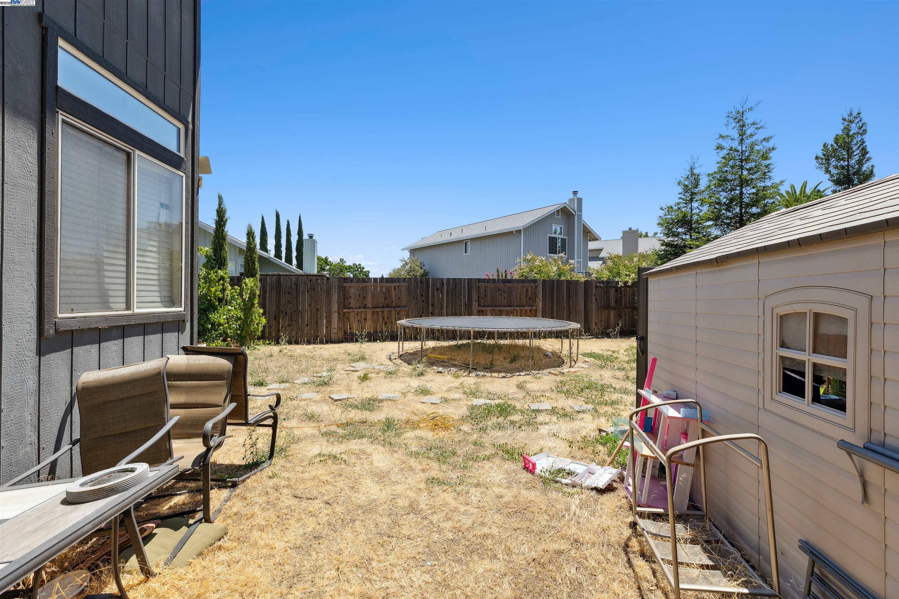 Detail Gallery Image 15 of 19 For 165 Audrey Pl, Vacaville,  CA 95687 - 3 Beds | 2/1 Baths