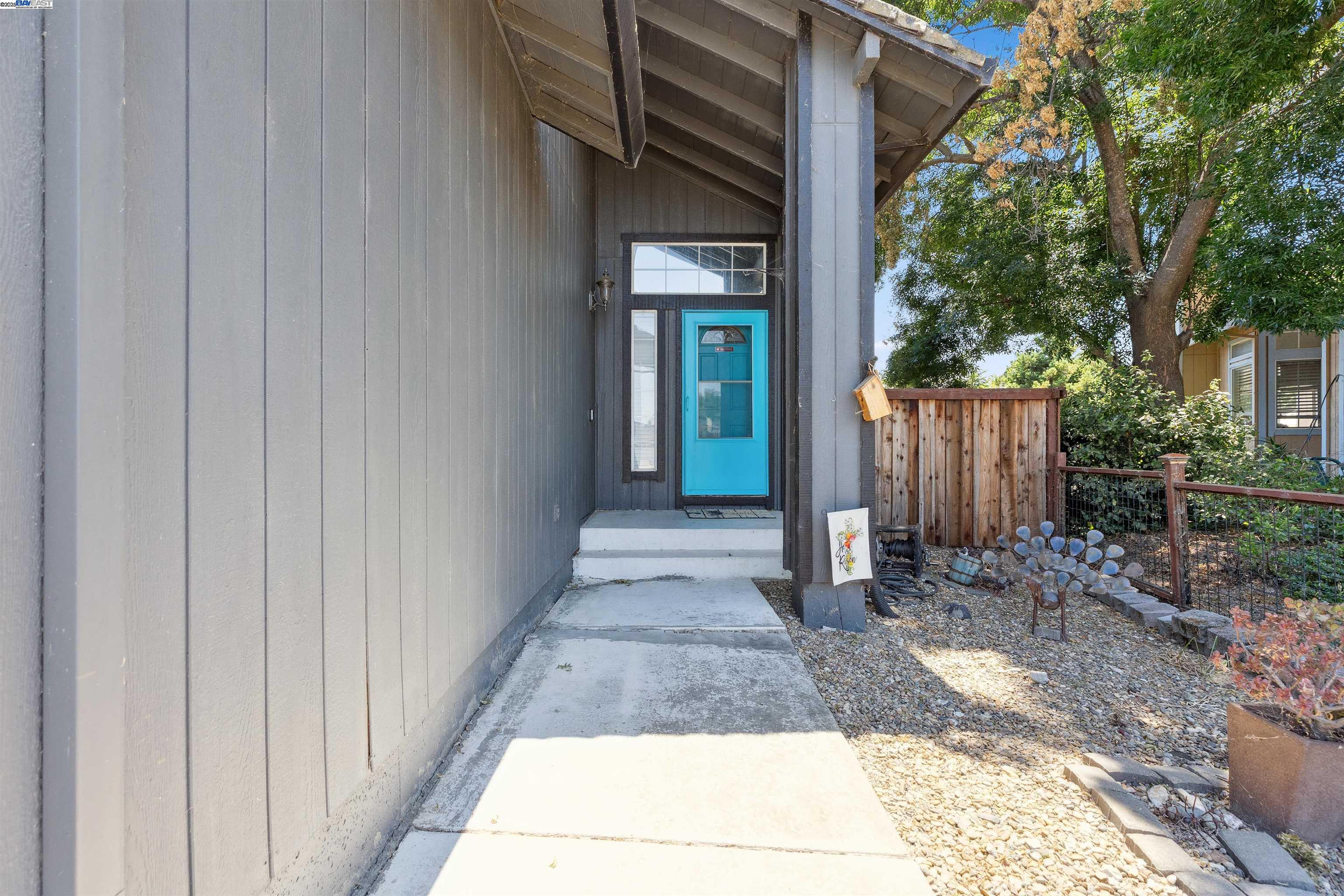 Detail Gallery Image 16 of 19 For 165 Audrey Pl, Vacaville,  CA 95687 - 3 Beds | 2/1 Baths
