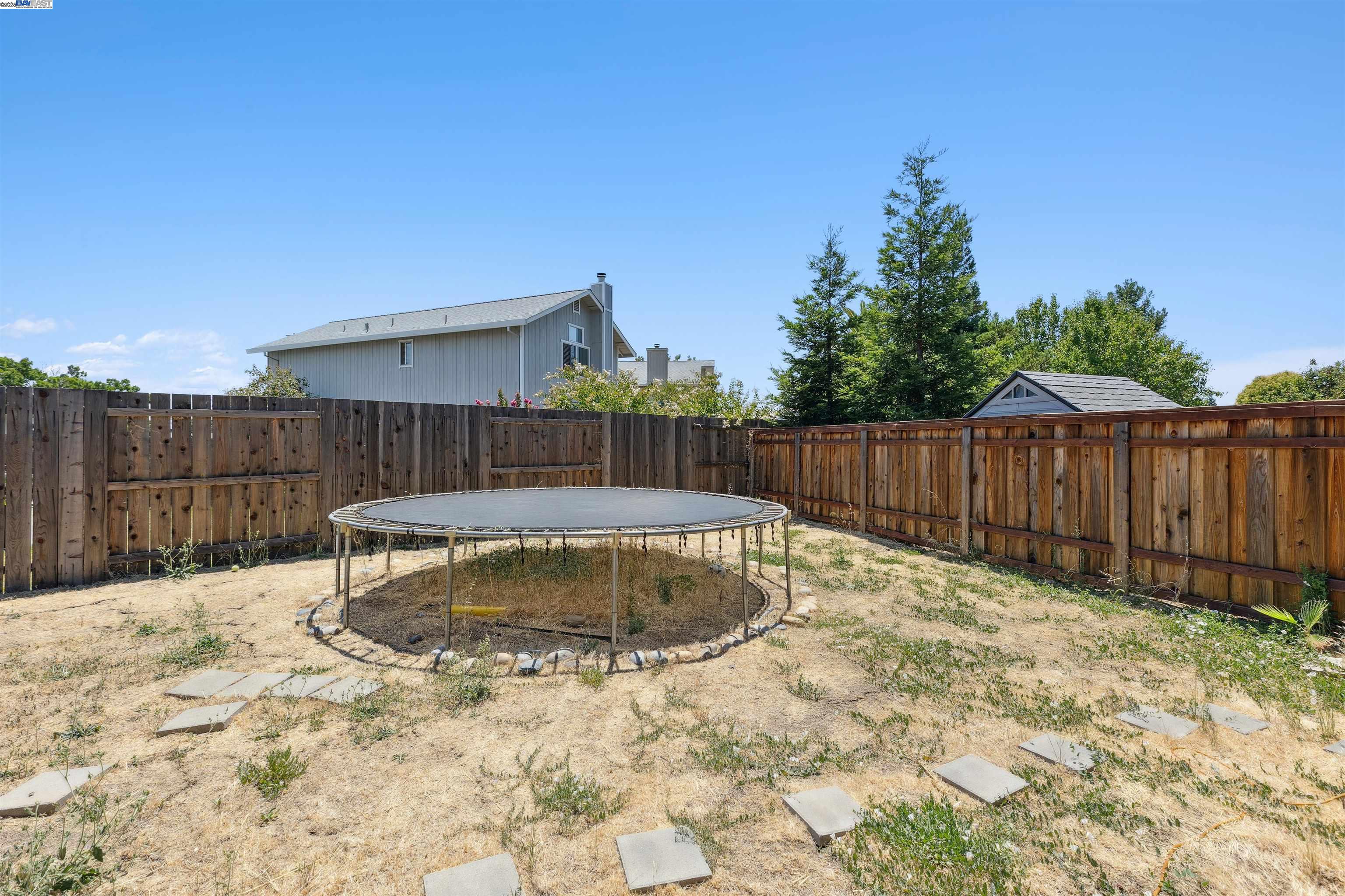 Detail Gallery Image 17 of 19 For 165 Audrey Pl, Vacaville,  CA 95687 - 3 Beds | 2/1 Baths