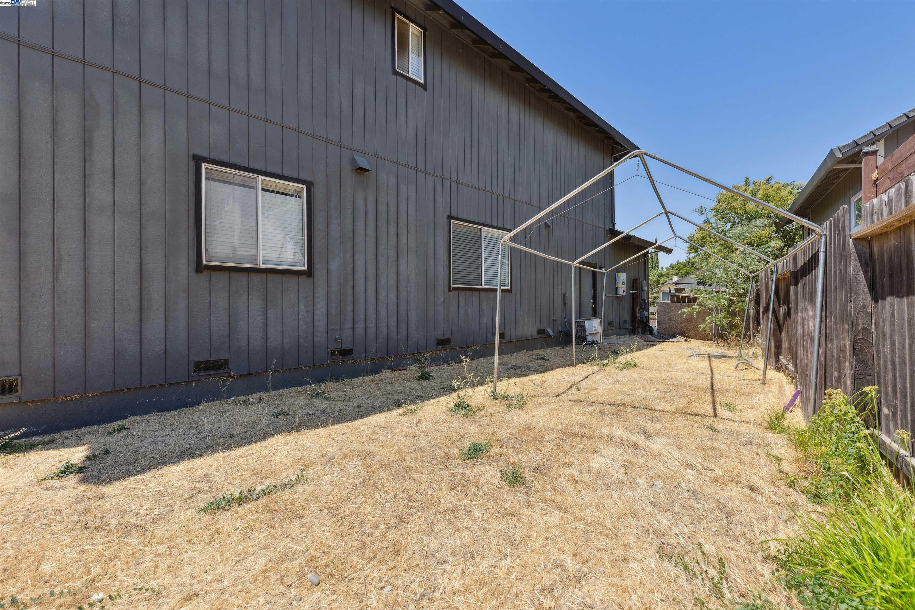 Detail Gallery Image 9 of 19 For 165 Audrey Pl, Vacaville,  CA 95687 - 3 Beds | 2/1 Baths