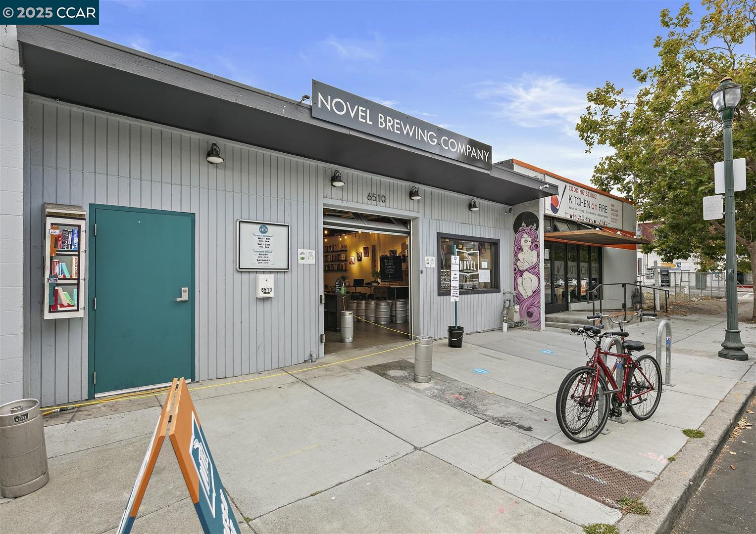 Detail Gallery Image 34 of 52 For 905 61st St, Oakland,  CA 94608 - – Beds | – Baths