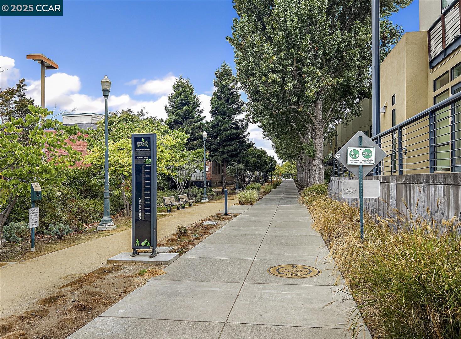 Detail Gallery Image 50 of 52 For 905 61st St, Oakland,  CA 94608 - – Beds | – Baths