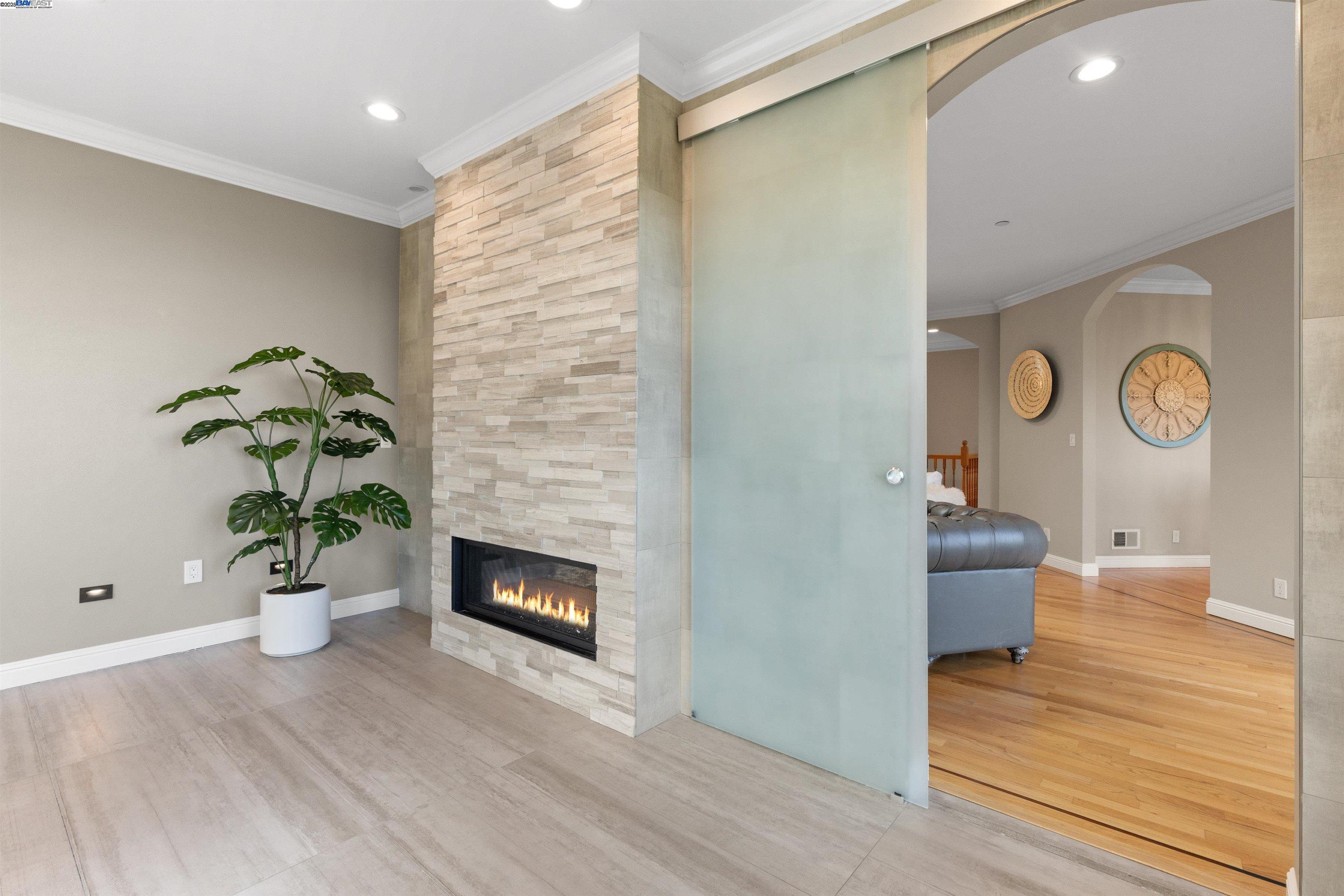 Detail Gallery Image 27 of 60 For 674 Corona Dr, Pacifica,  CA 94044 - 5 Beds | 5/2 Baths