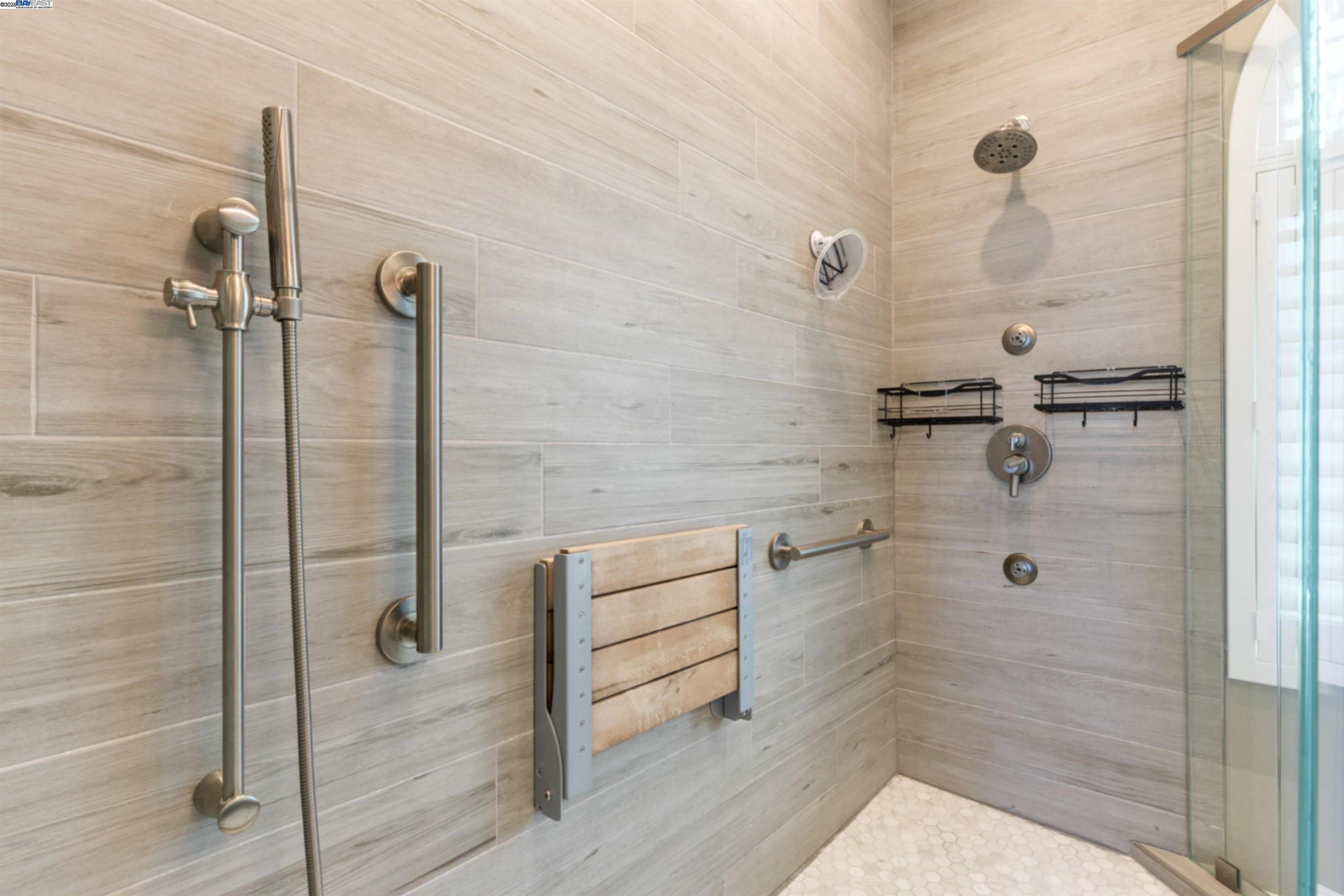Detail Gallery Image 39 of 60 For 674 Corona Dr, Pacifica,  CA 94044 - 5 Beds | 5/2 Baths