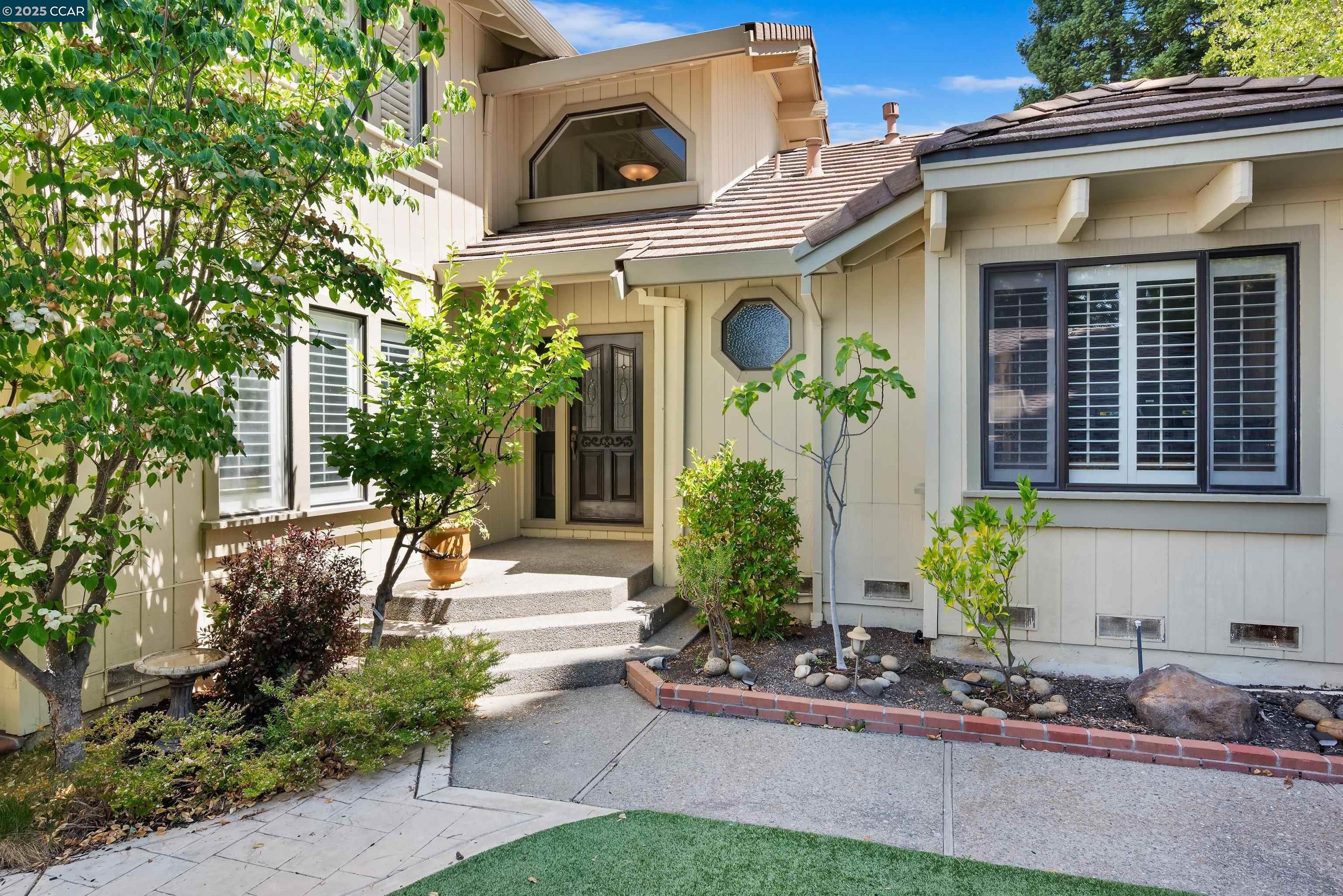 Detail Gallery Image 13 of 57 For 951 Redwood Dr, Danville,  CA 94506 - 3 Beds | 3 Baths