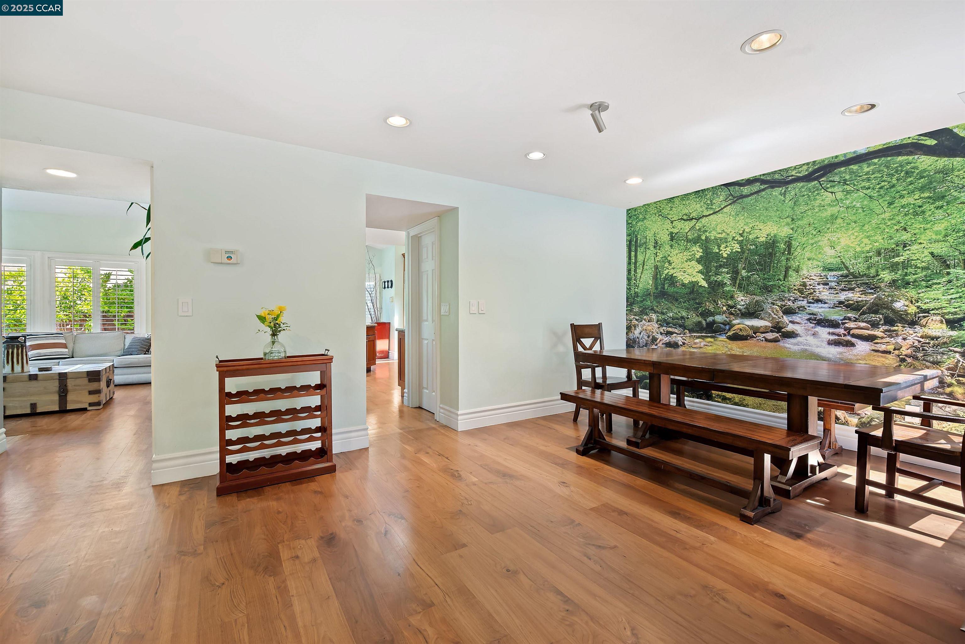 Detail Gallery Image 20 of 57 For 951 Redwood Dr, Danville,  CA 94506 - 3 Beds | 3 Baths