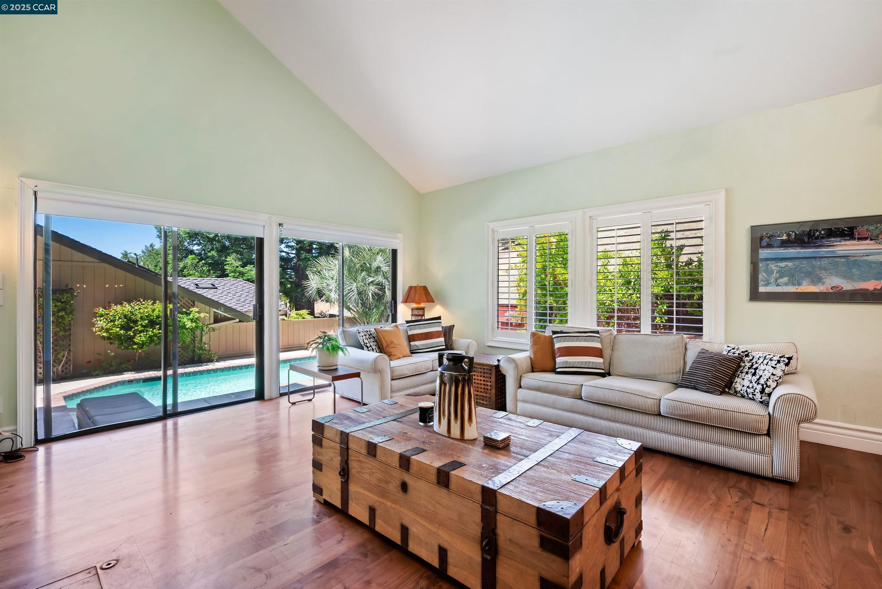 Detail Gallery Image 24 of 57 For 951 Redwood Dr, Danville,  CA 94506 - 3 Beds | 3 Baths