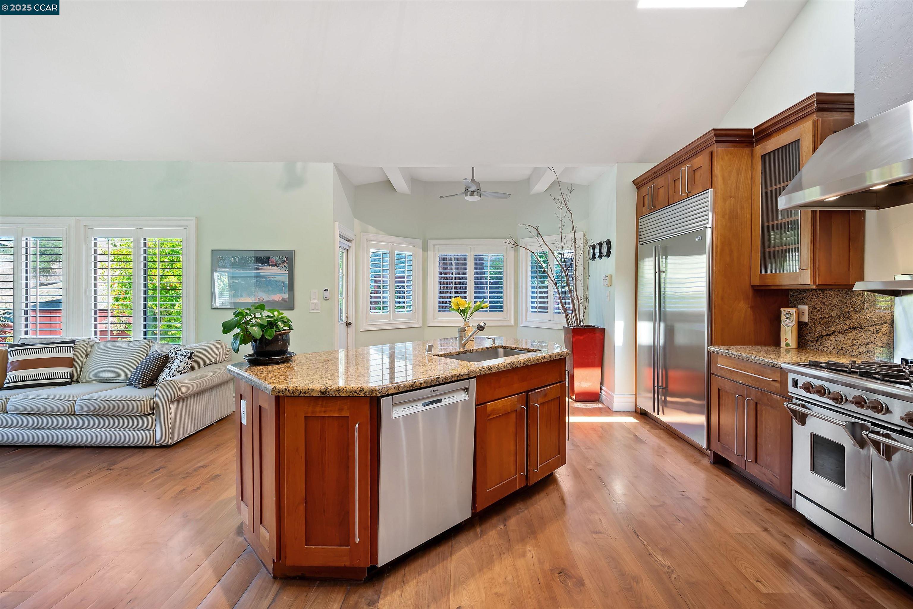 Detail Gallery Image 31 of 57 For 951 Redwood Dr, Danville,  CA 94506 - 3 Beds | 3 Baths