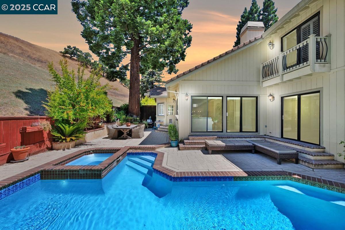 Detail Gallery Image 6 of 57 For 951 Redwood Dr, Danville,  CA 94506 - 3 Beds | 3 Baths