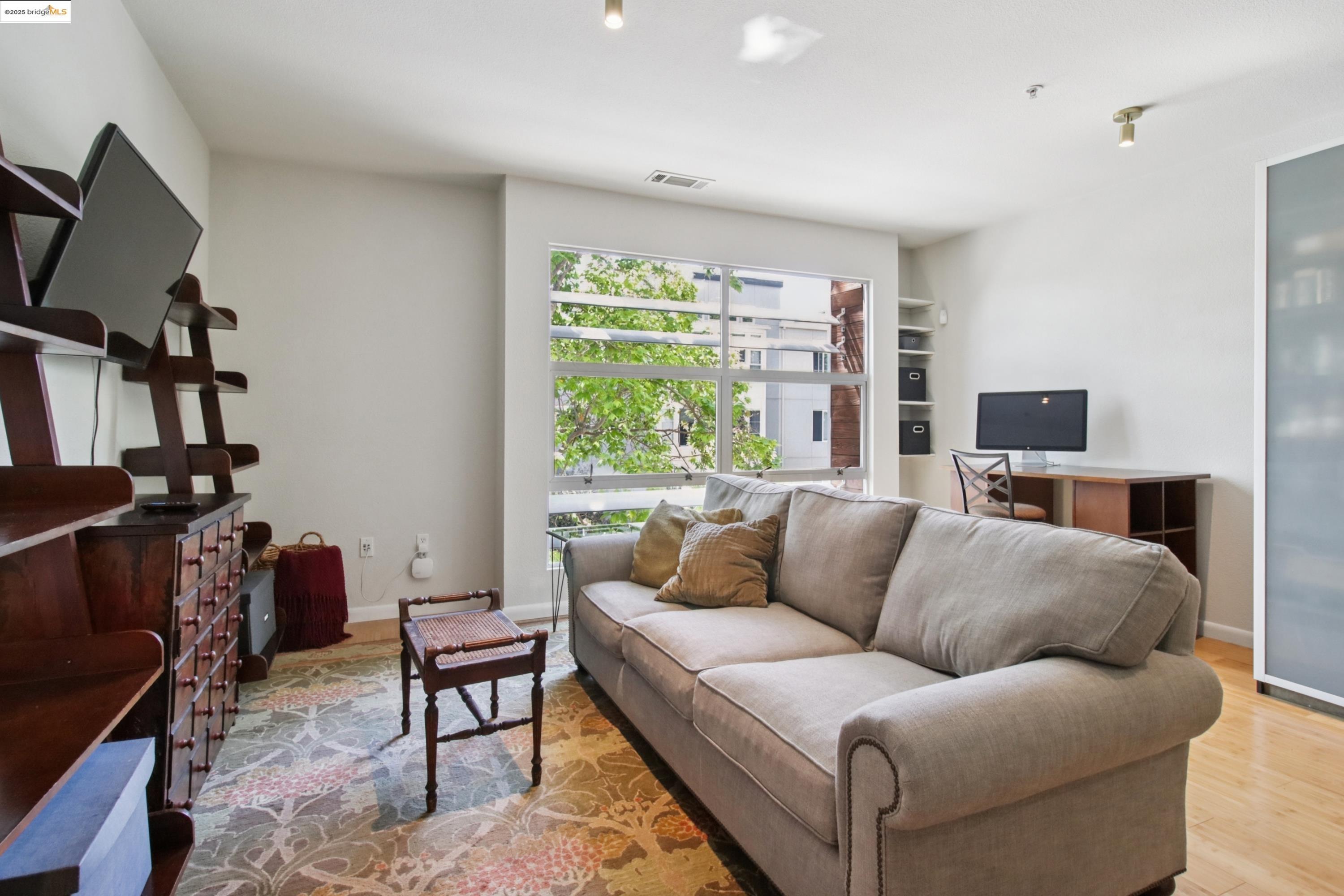Photo #6: 41104529 Listing 