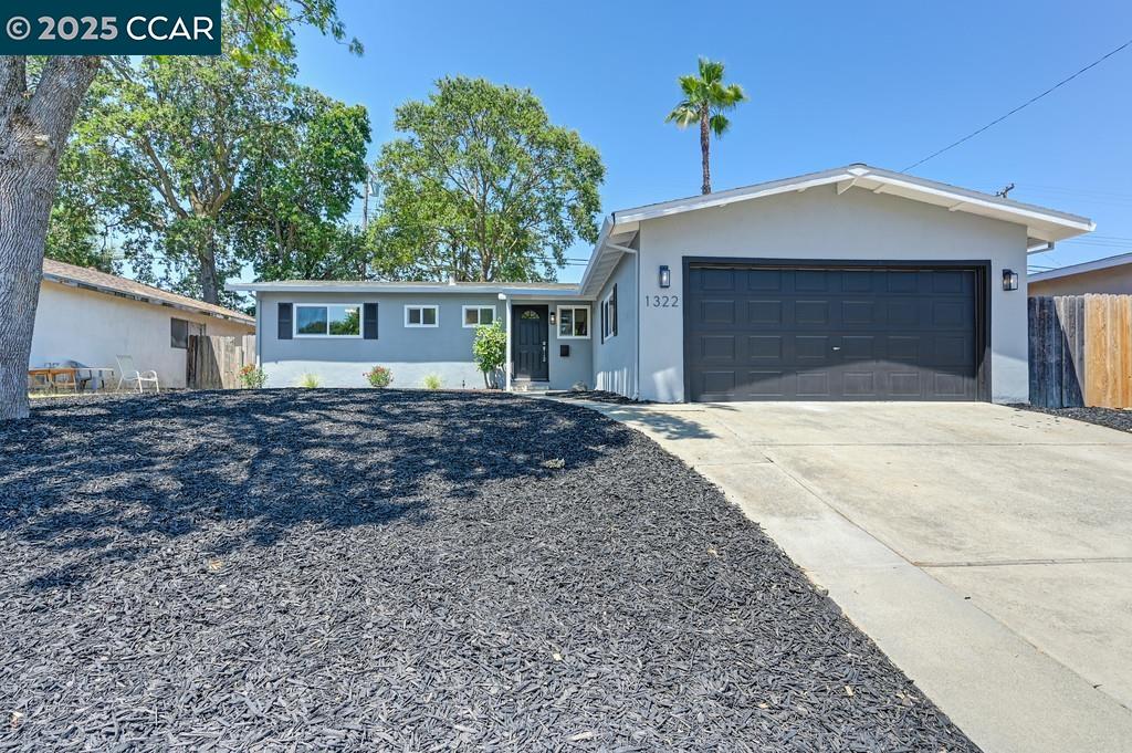 Detail Gallery Image 1 of 21 For 1322 Sheridan Ave, Roseville,  CA 95661 - 3 Beds | 2 Baths