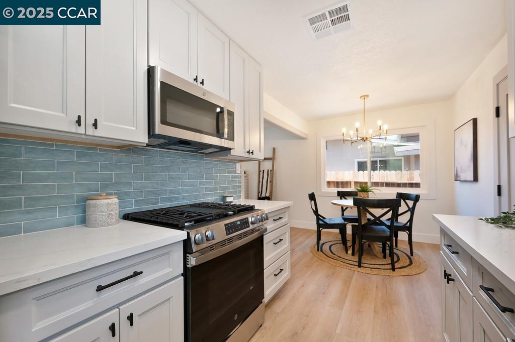 Detail Gallery Image 6 of 21 For 1322 Sheridan Ave, Roseville,  CA 95661 - 3 Beds | 2 Baths