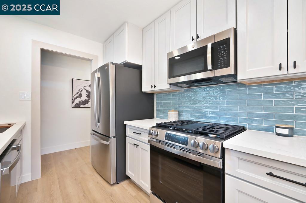 Detail Gallery Image 8 of 21 For 1322 Sheridan Ave, Roseville,  CA 95661 - 3 Beds | 2 Baths